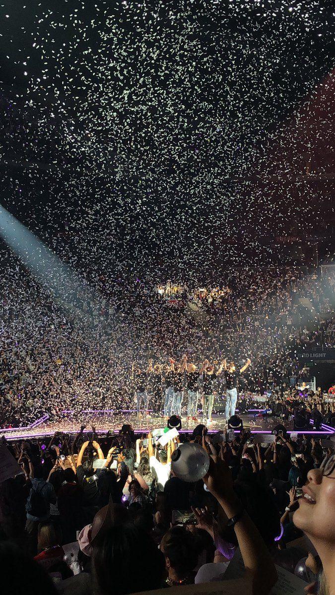 675x1200 Photo Of BTS On Tour In LA That Will Make You Jealous Of Every