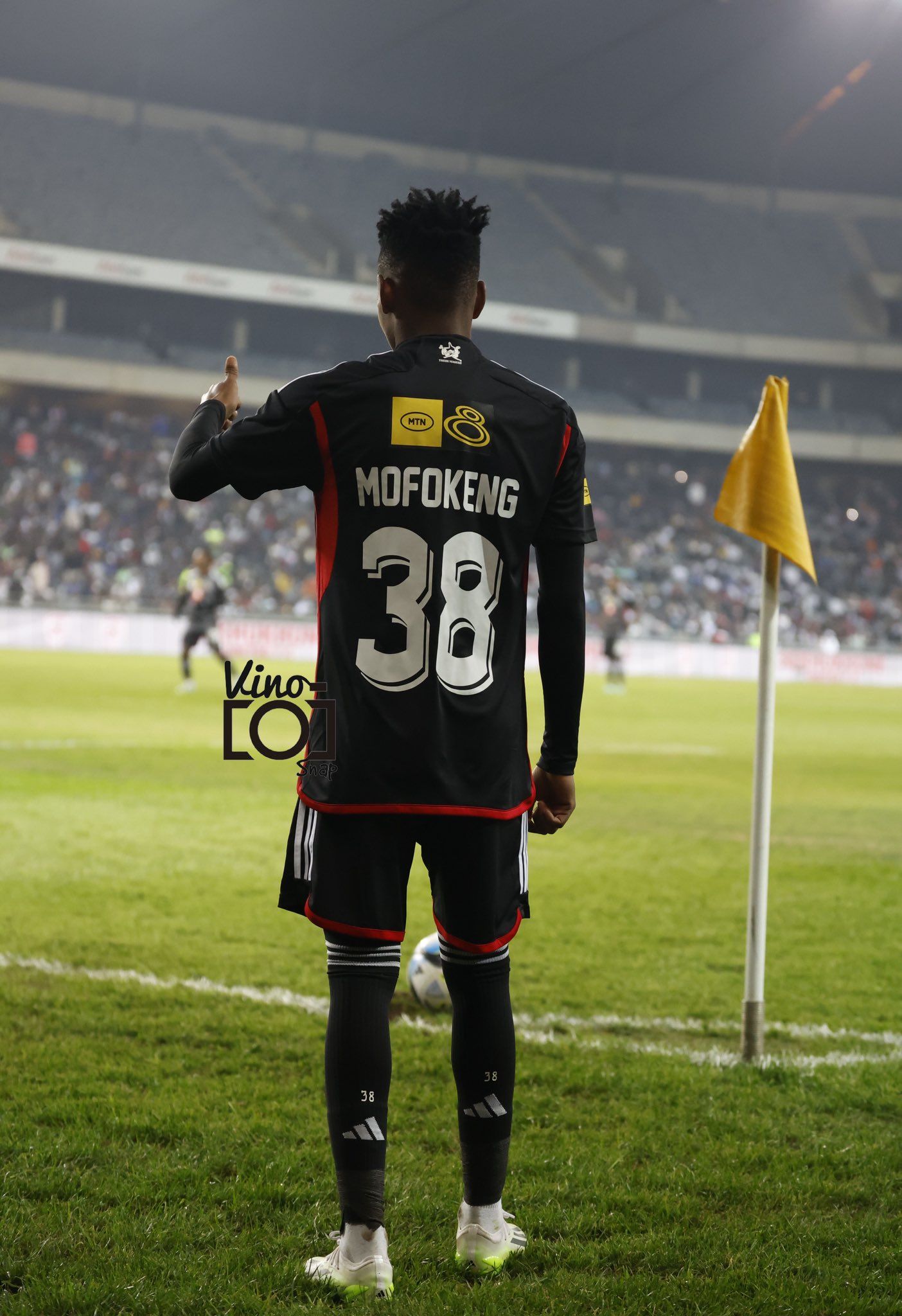 1404x2048 Relebohile Mofokeng Wallpaper