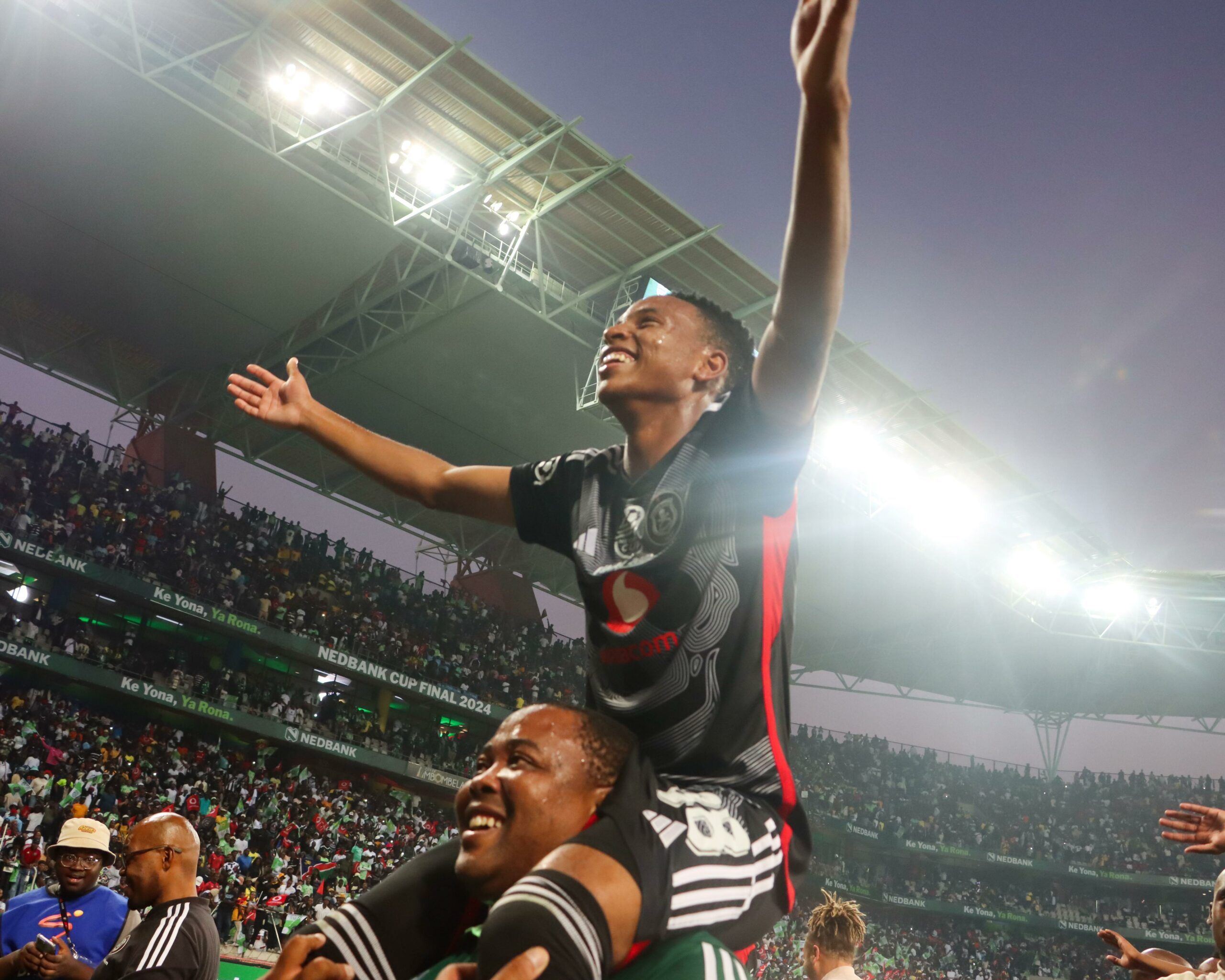 2560x2048 Relebohile Mofokeng's Father Vows To Keep Young Star Grounded