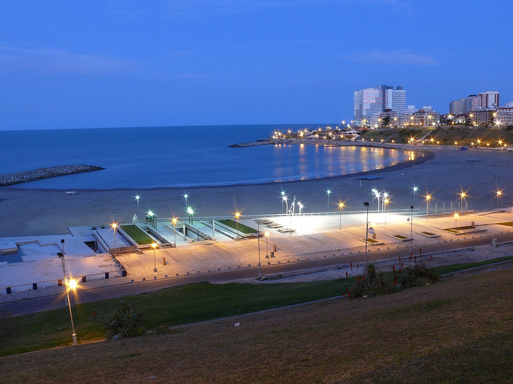 1024x768 Mar del Plata (Argentina), 19 nov