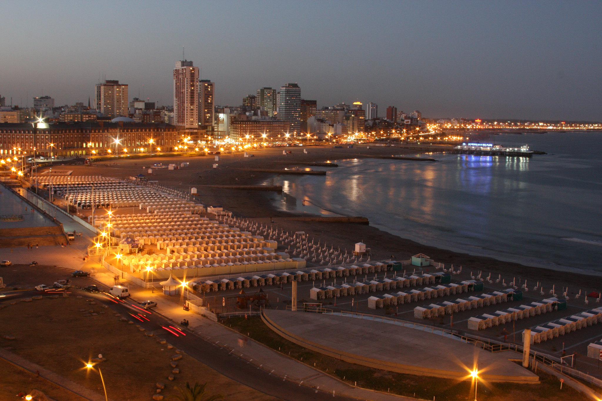 2048x1365 Mar del Plata City (Argentina)