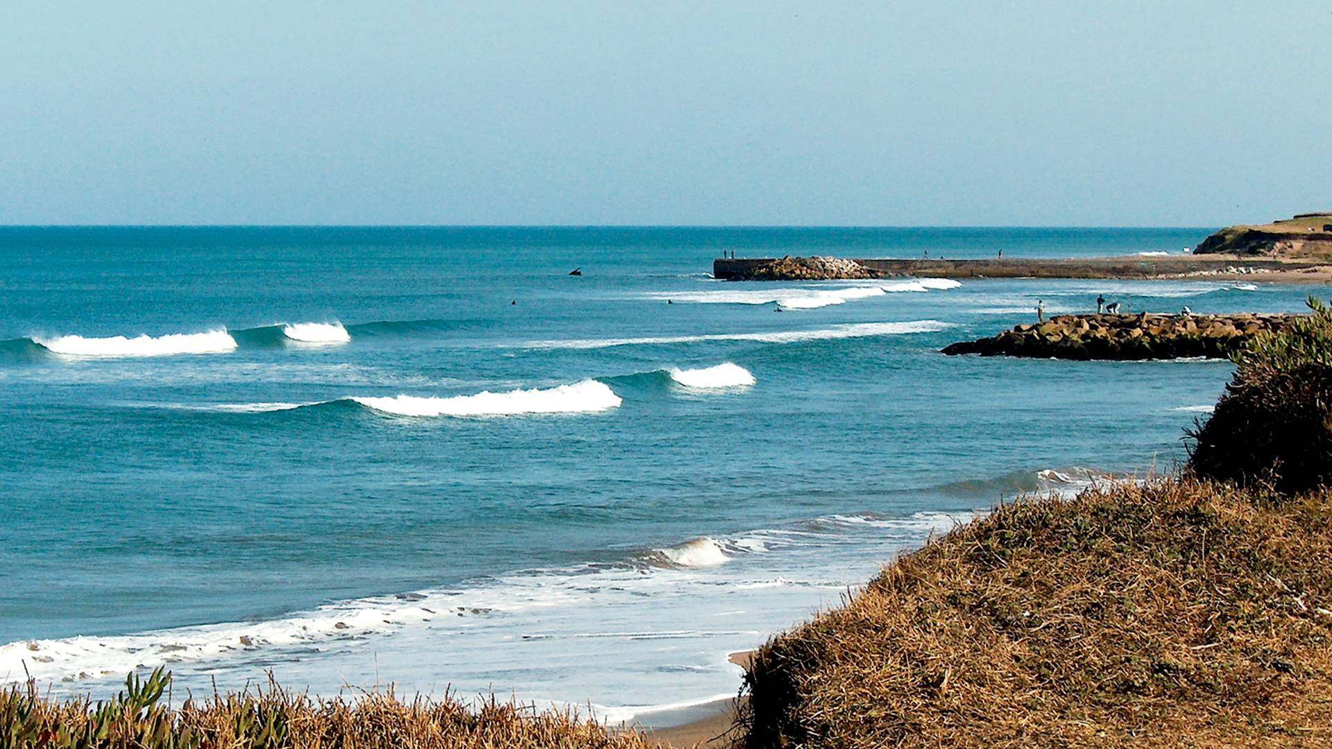 1920x1080 Surfing in Mar del Plata, Argentina