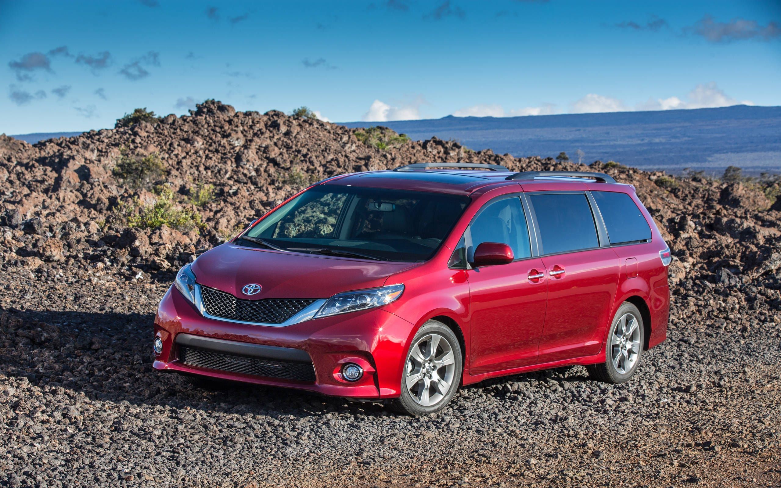 2560x1600 Gallery: 2015 Toyota Sienna SE Premium