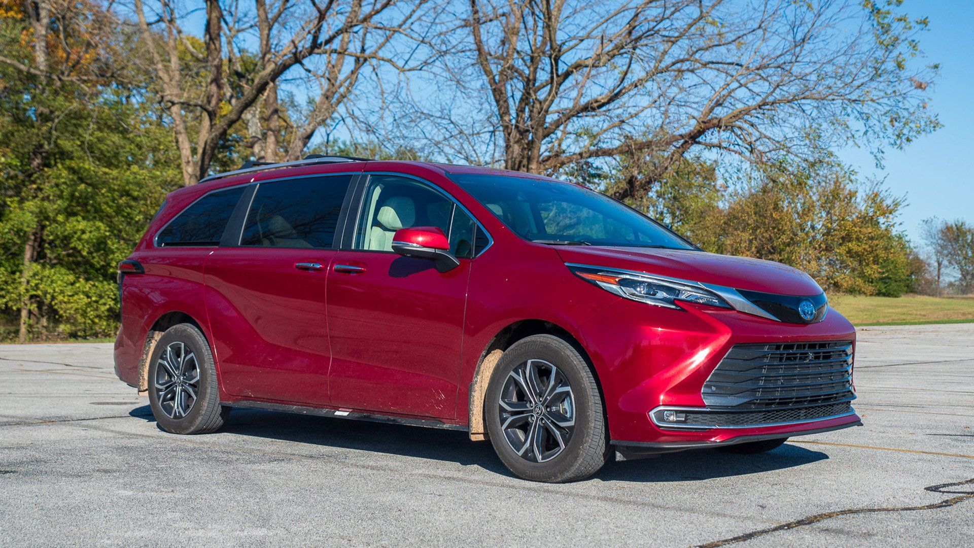 1920x1080 Toyota Sienna Review: My Family of Five Liked This More Than Our Giant SUV
