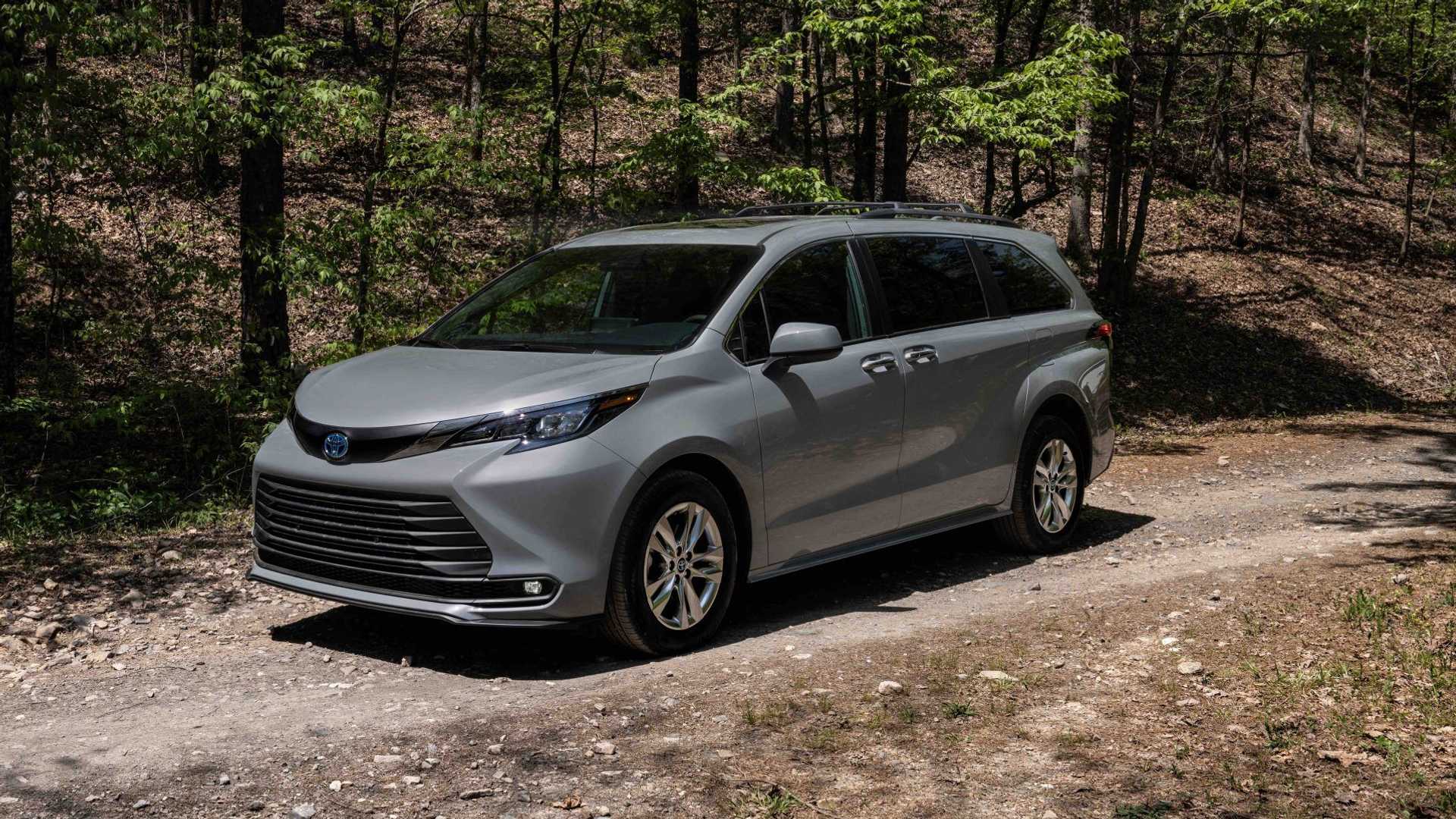 1920x1080 Off Road Minivan? That's The 2022 Toyota Sienna Woodland Edition