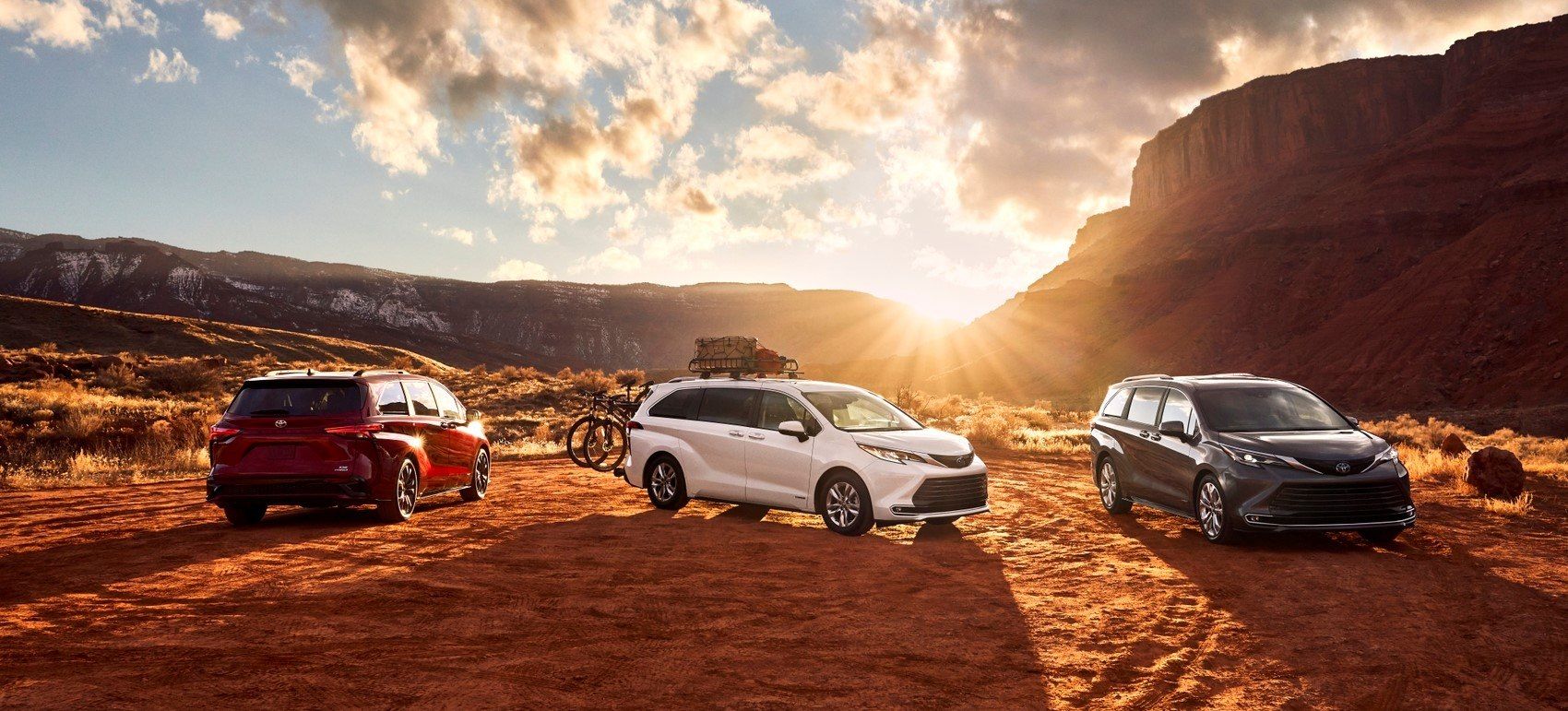 1700x771 Toyota Sienna