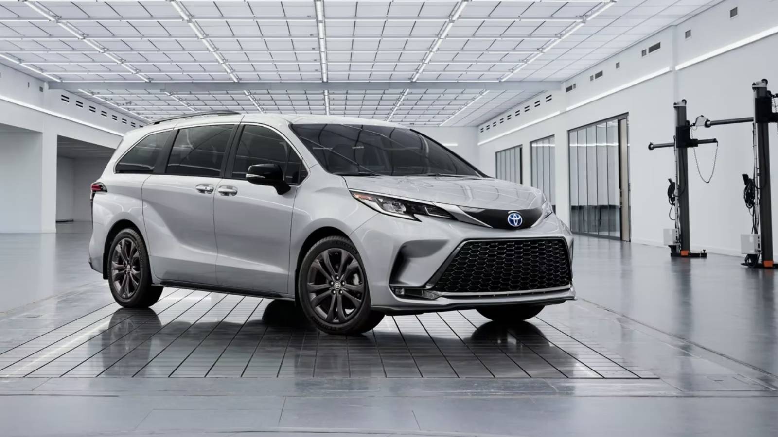 1600x900 Toyota Sienna