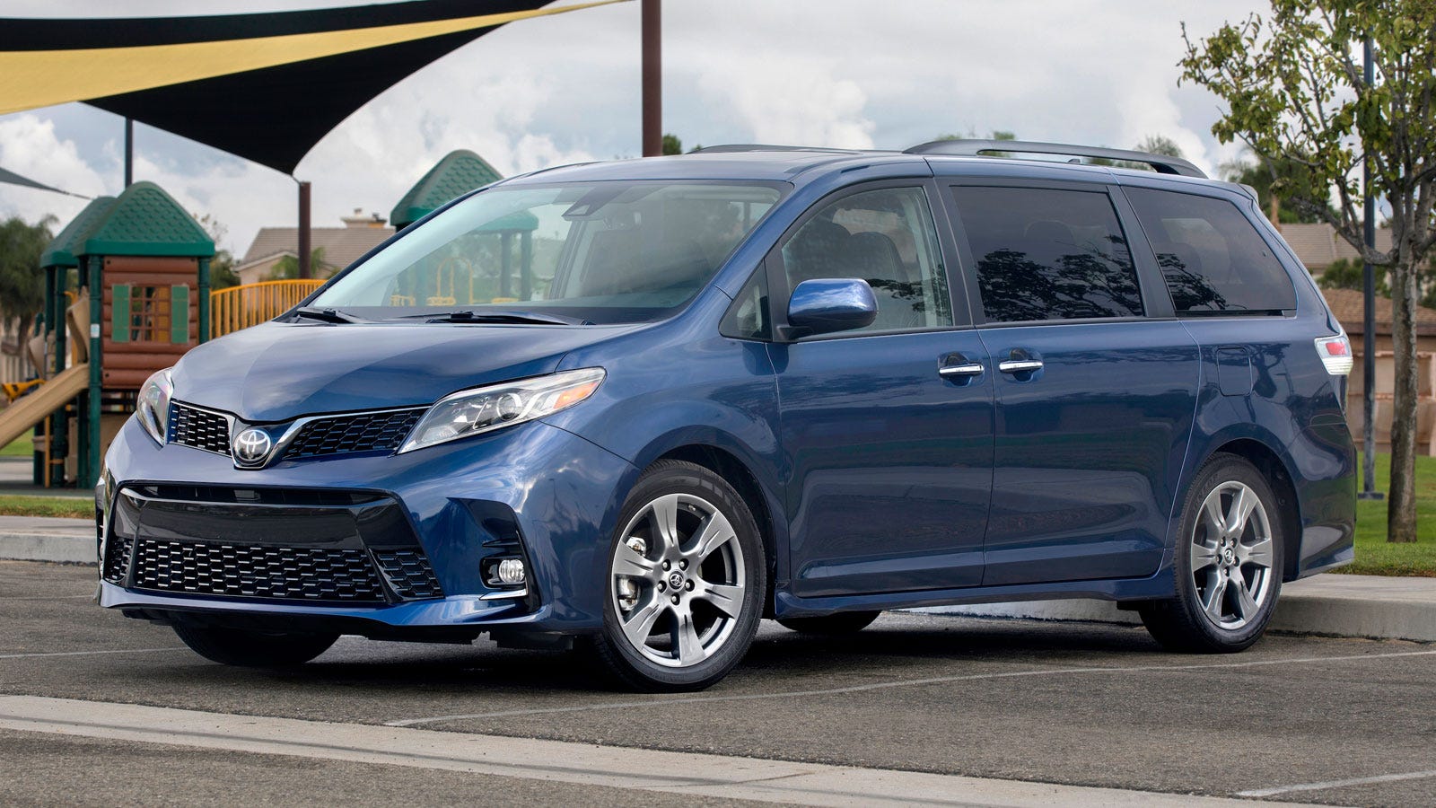 1600x900 Gallery: 2019 Toyota Sienna