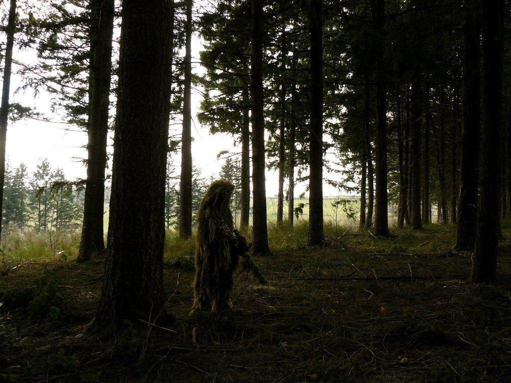 1024x768 Ghillie Suit Wallpaper