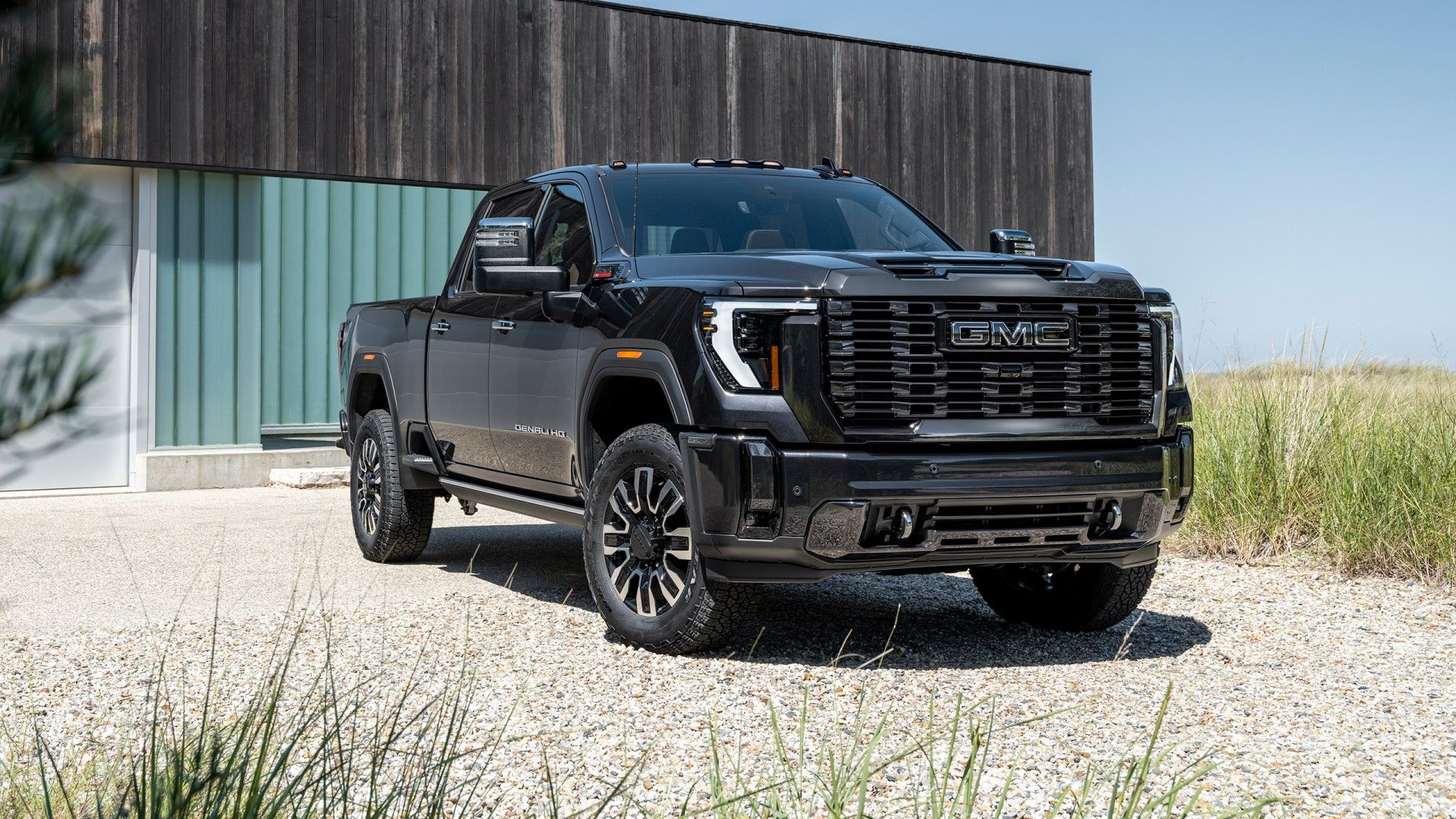 1920x1080 GMC Sierra 2500 HD Denali Ultimate Crew Cab 2024 Wallpaper Car Wallpaper