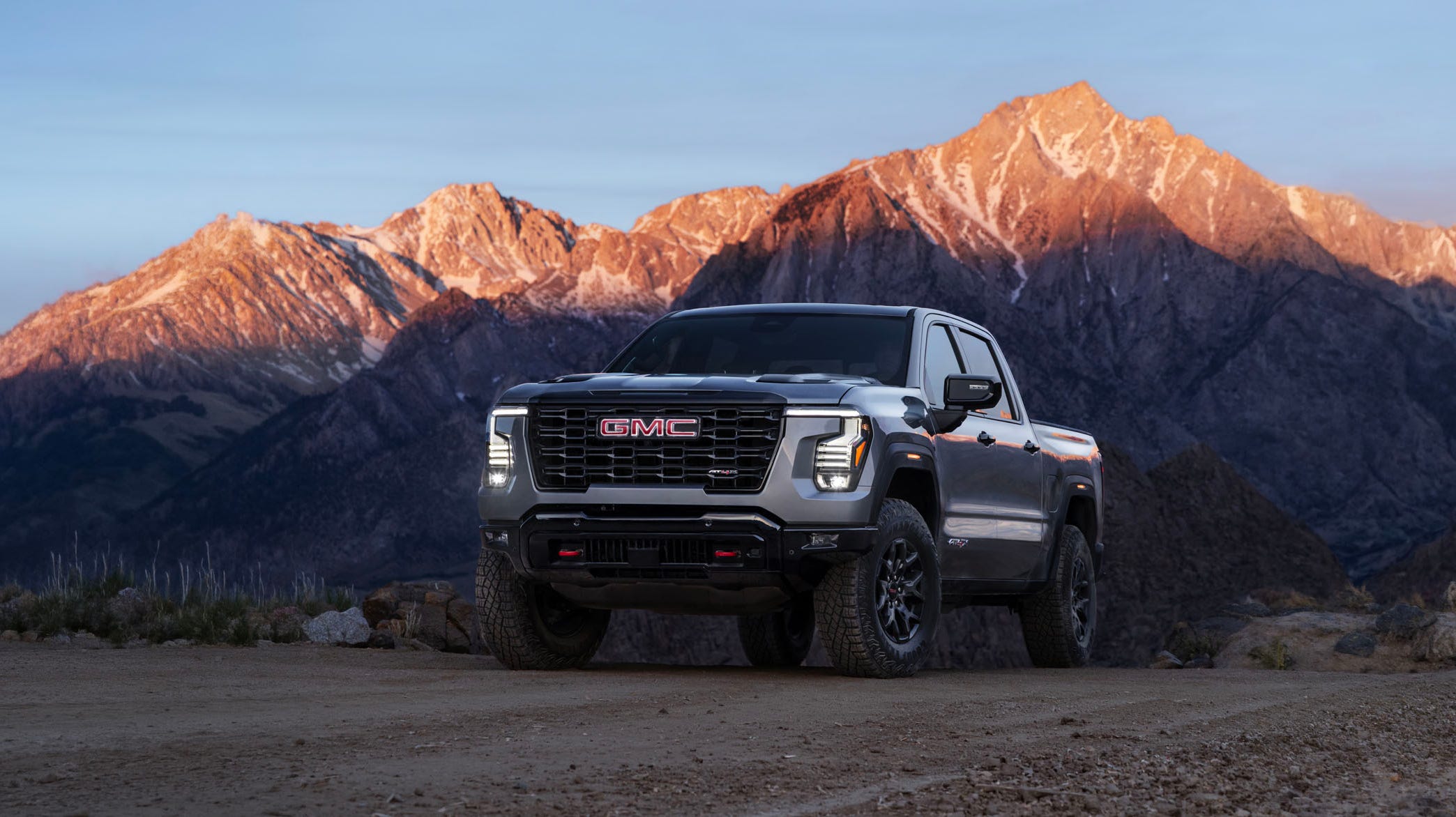 2088x1172 View Exterior Photo of the 2027 GMC Sierra 1500