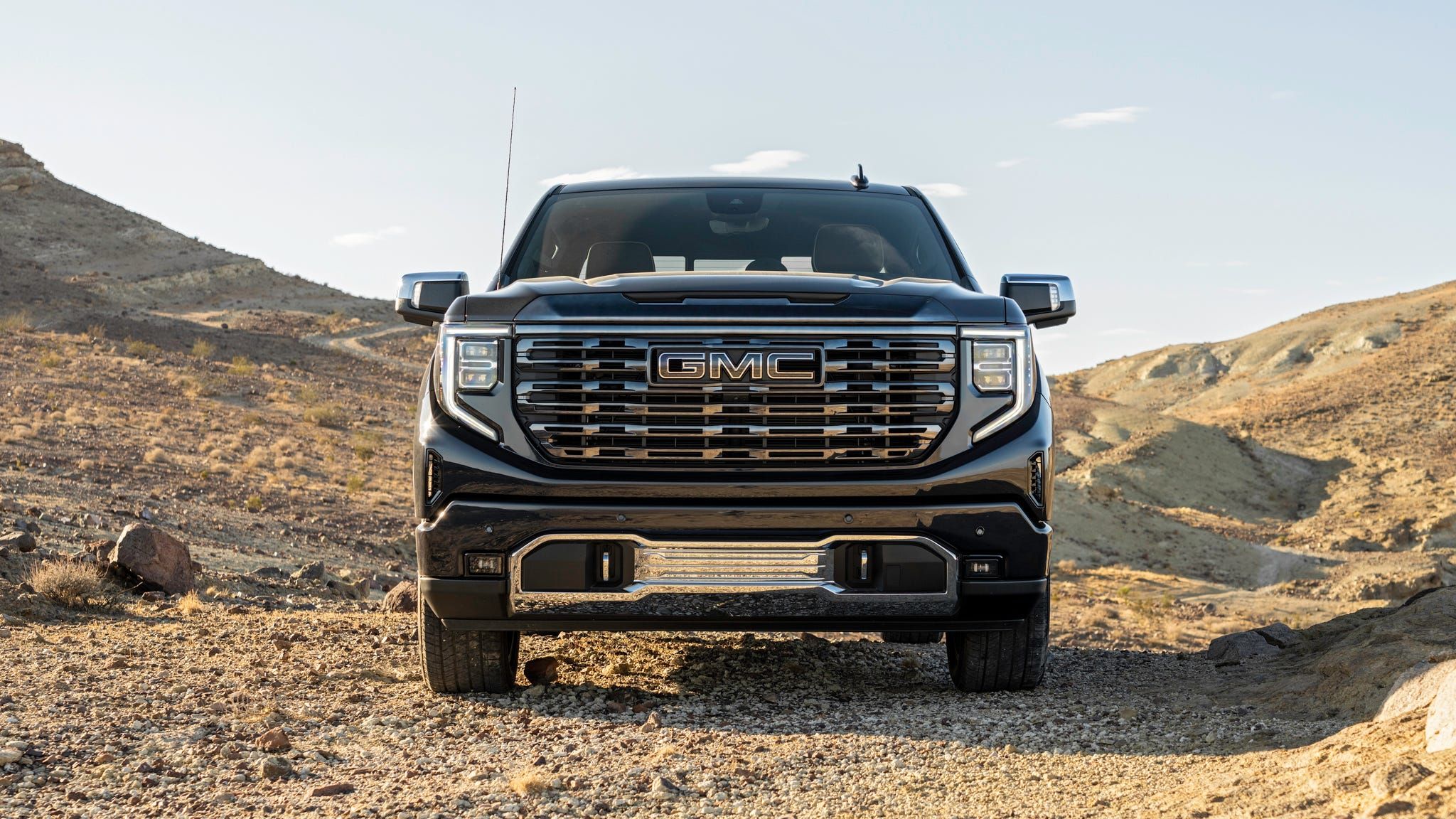 2048x1152 GMC Sierra Denali Ultimate First Test Review: Restoring GMC's Luster