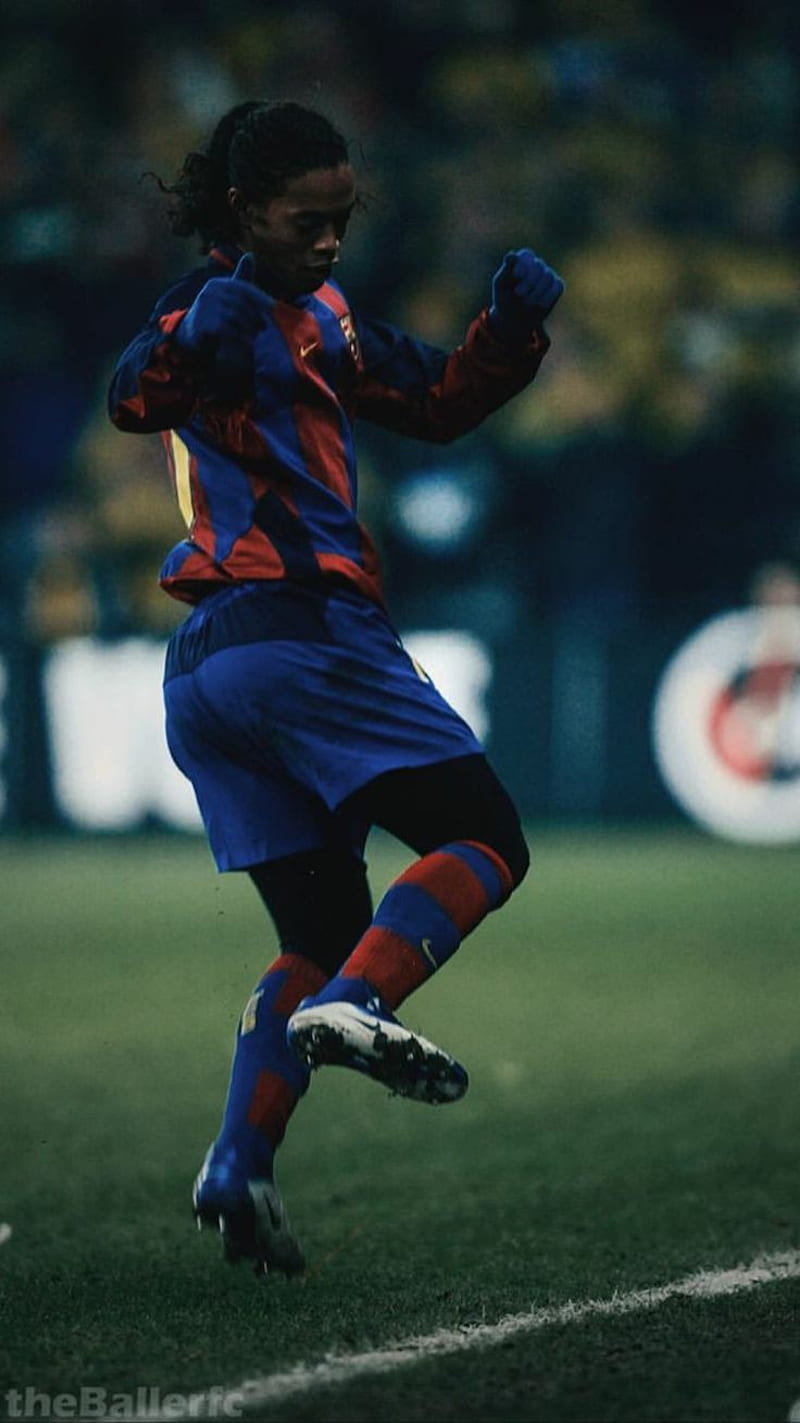 800x1423 RONALDINHO, barcelona, brazil, magic, mago, retro, HD phone wallpaper