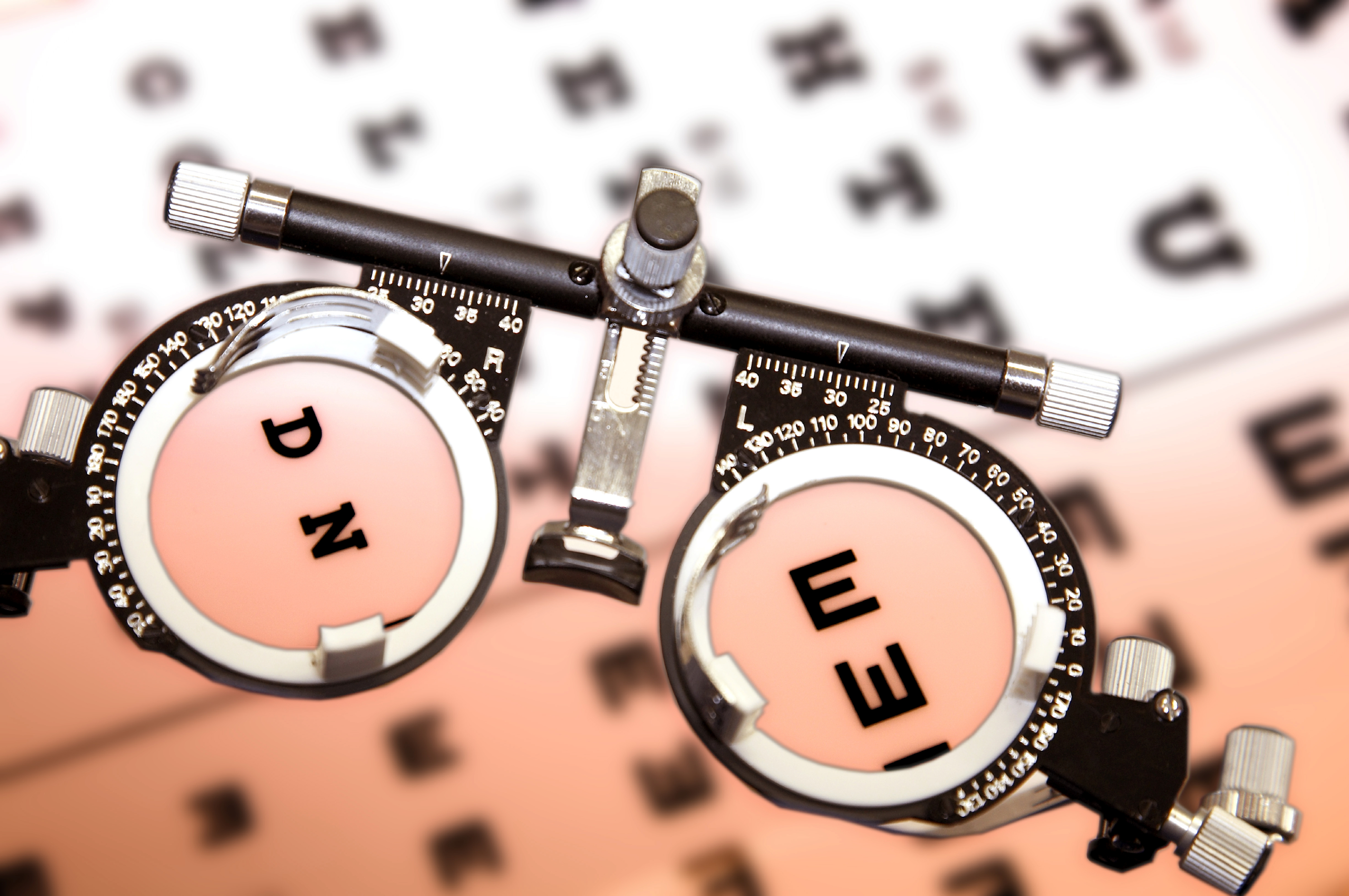 2720x1807 Archive: Ophthalmologist Wins International Award. UC San Francisco