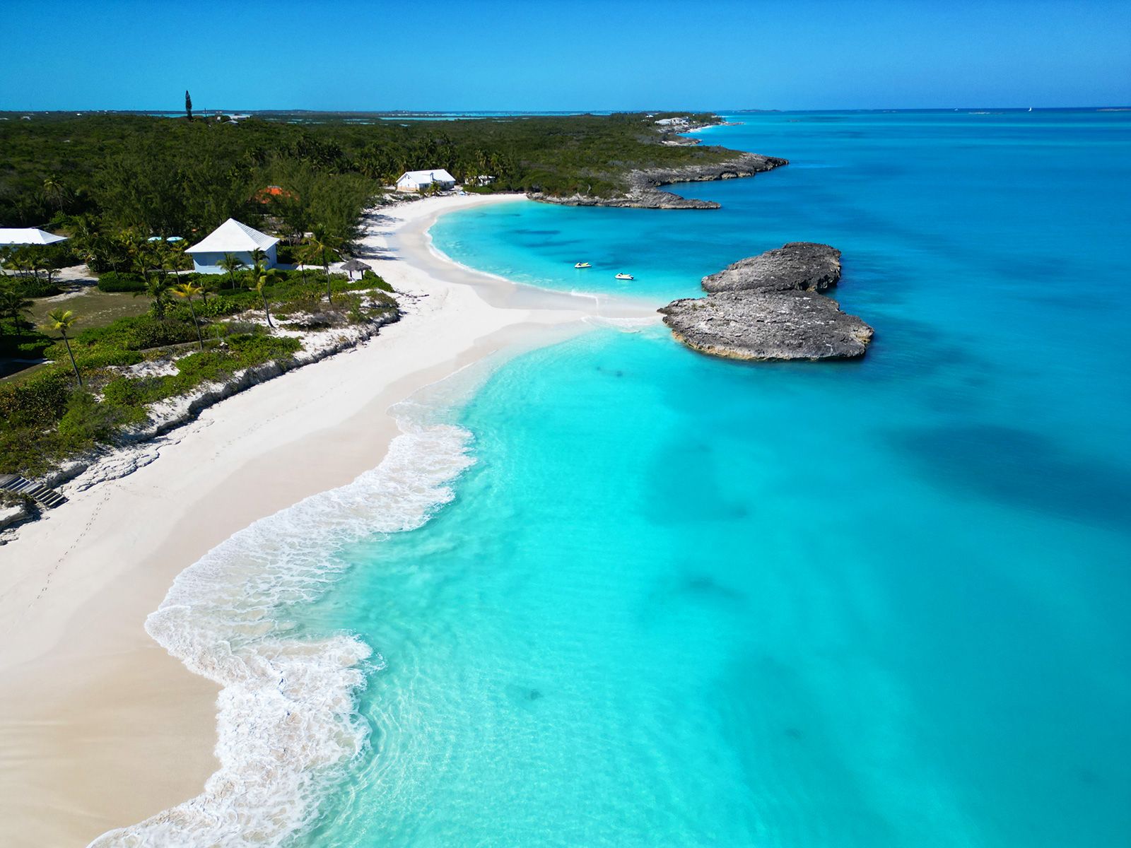 1600x1200 Best Exuma Beaches: 7 STUNNING Spots in the Bahamas You Gotta See