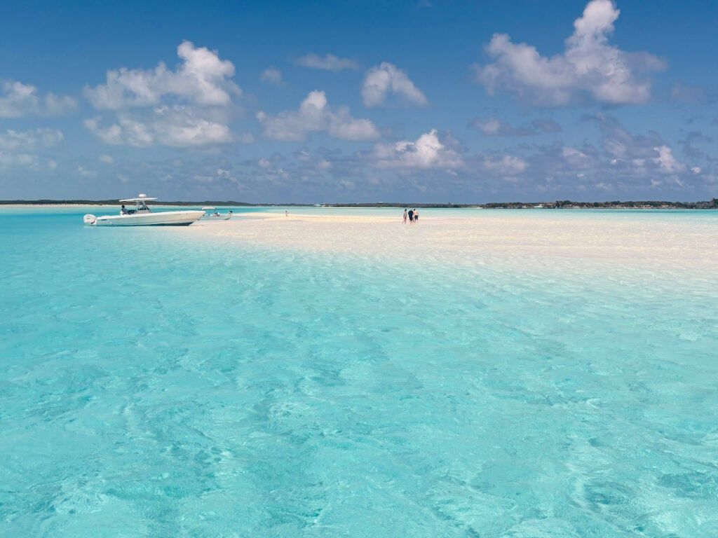 1024x768 Fifty shades of blue: Chasing paradise in The Exumas