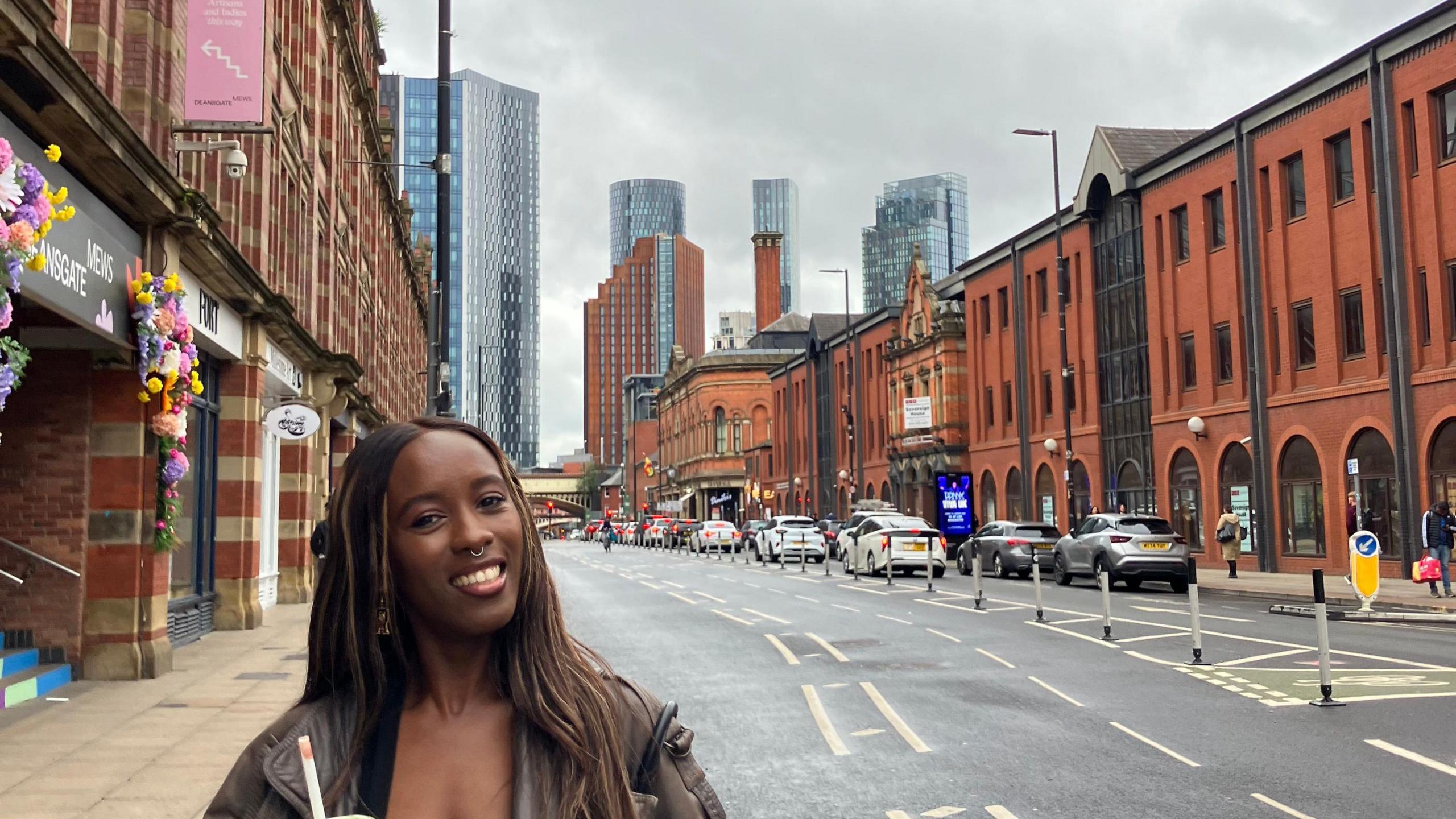 2560x1440 Mancunian swagger: The city that became an influencer heaven