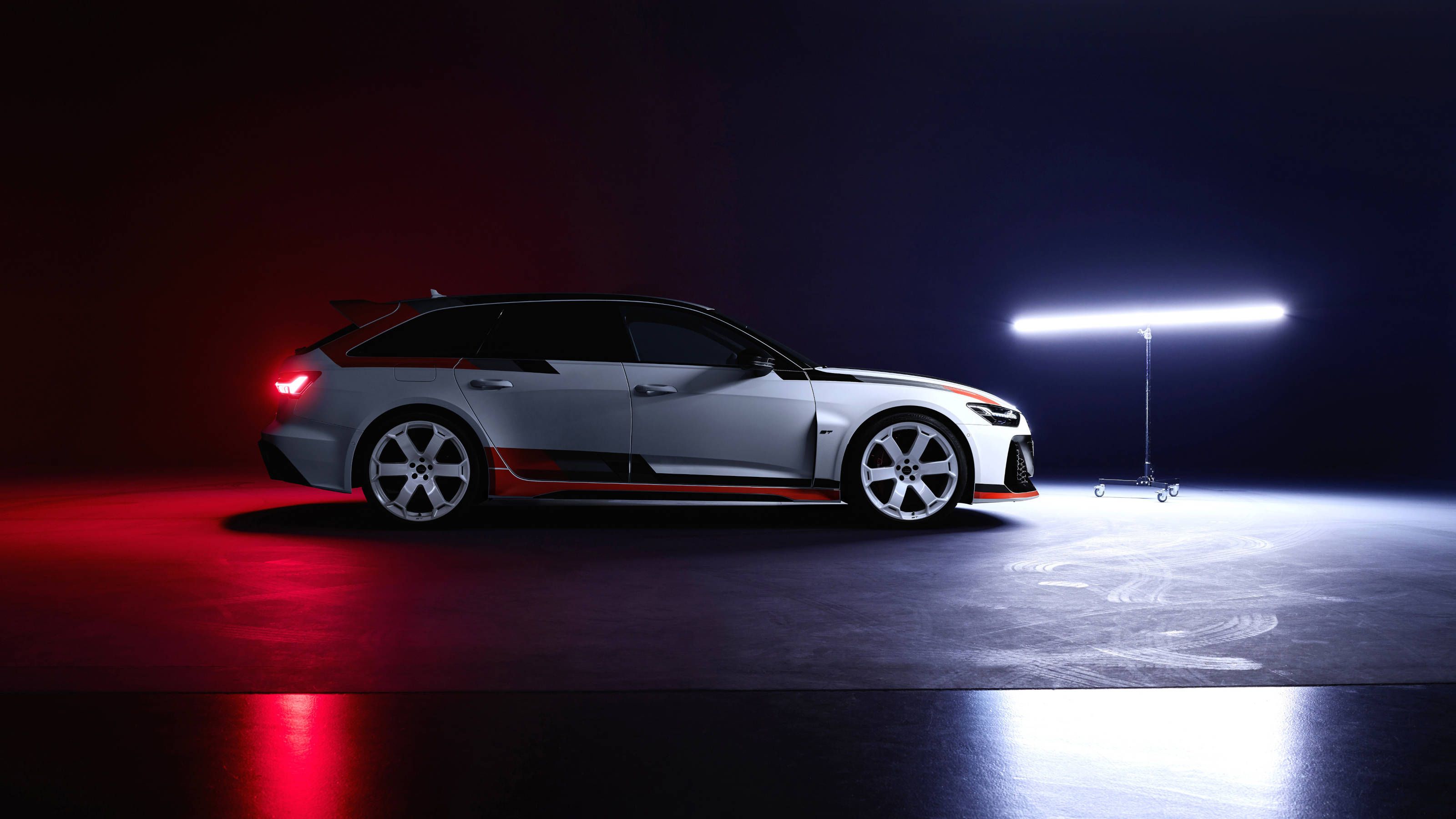 3200x1800 Audi RS6 Avant GT: an estate car that belongs on the track. Wallpaper*