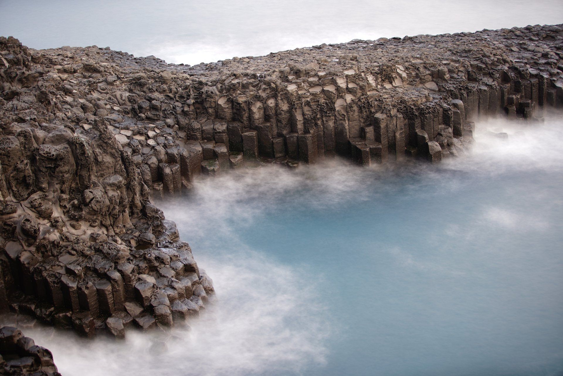 1920x1281 Download Ocean South Korea Jeju Island Columnar Basalt Coast Nature Coastline 8k Ultra HD Wallpaper