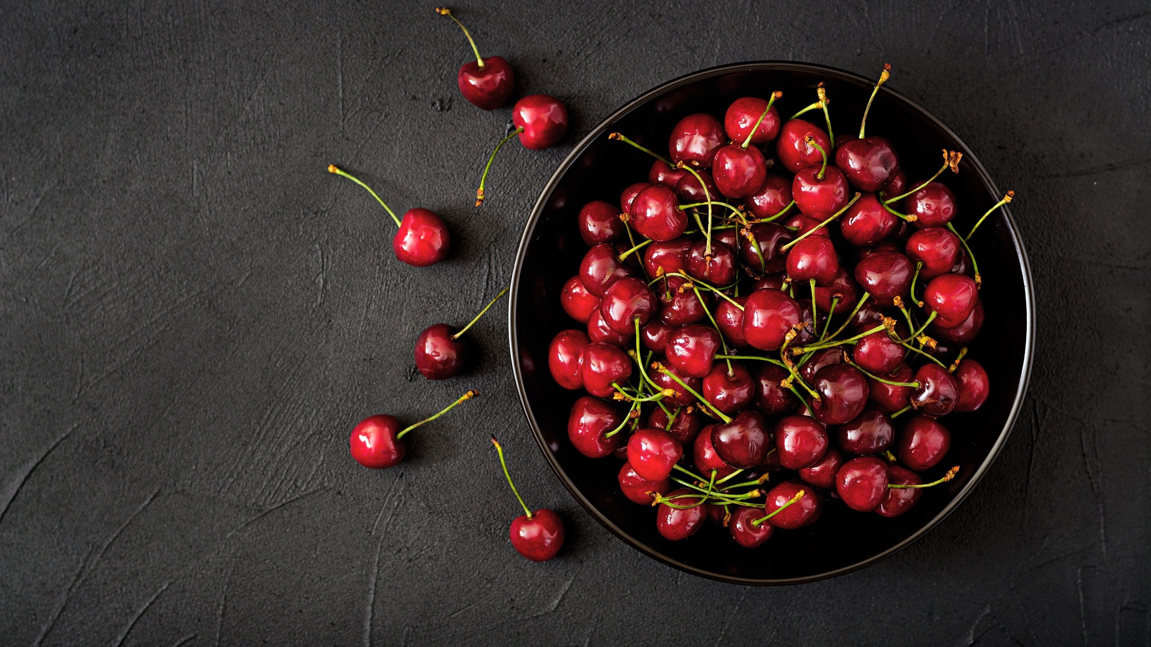 3840x2160 Cherry Wallpaper