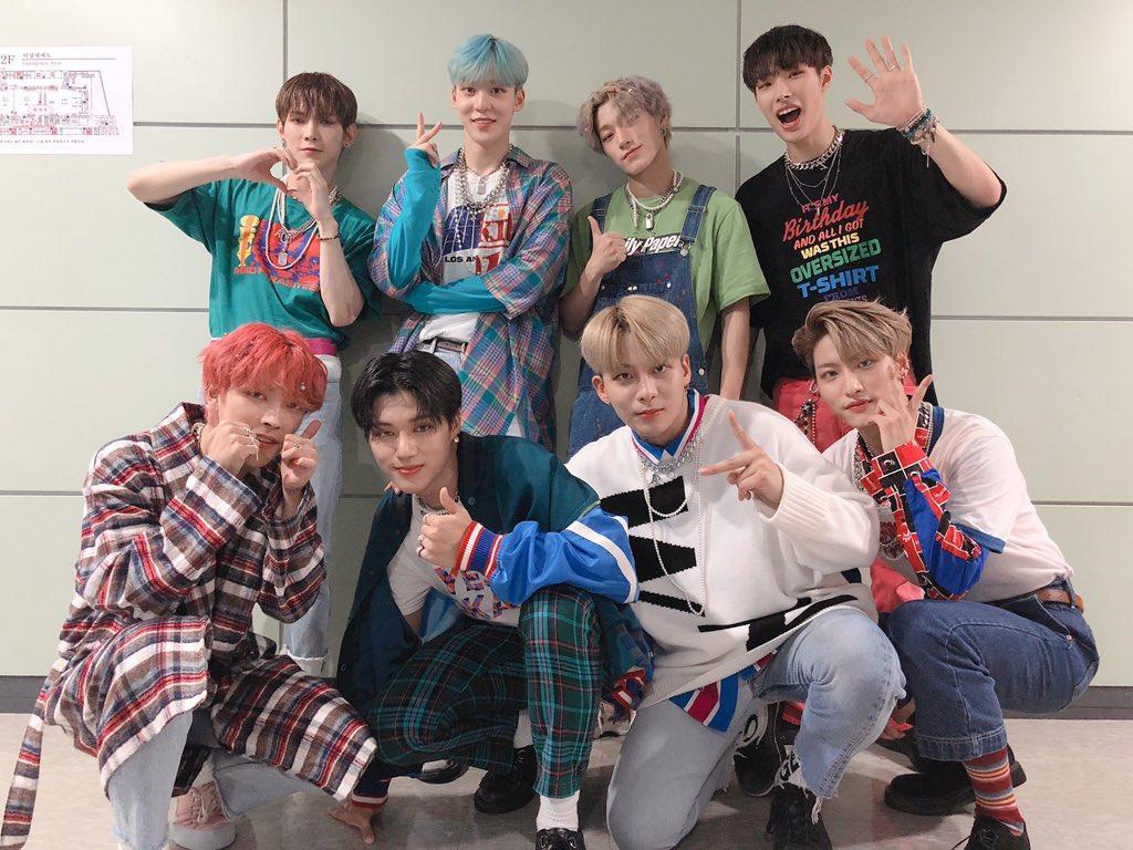 1024x768 Ateez Wave Desktop Wallpaper