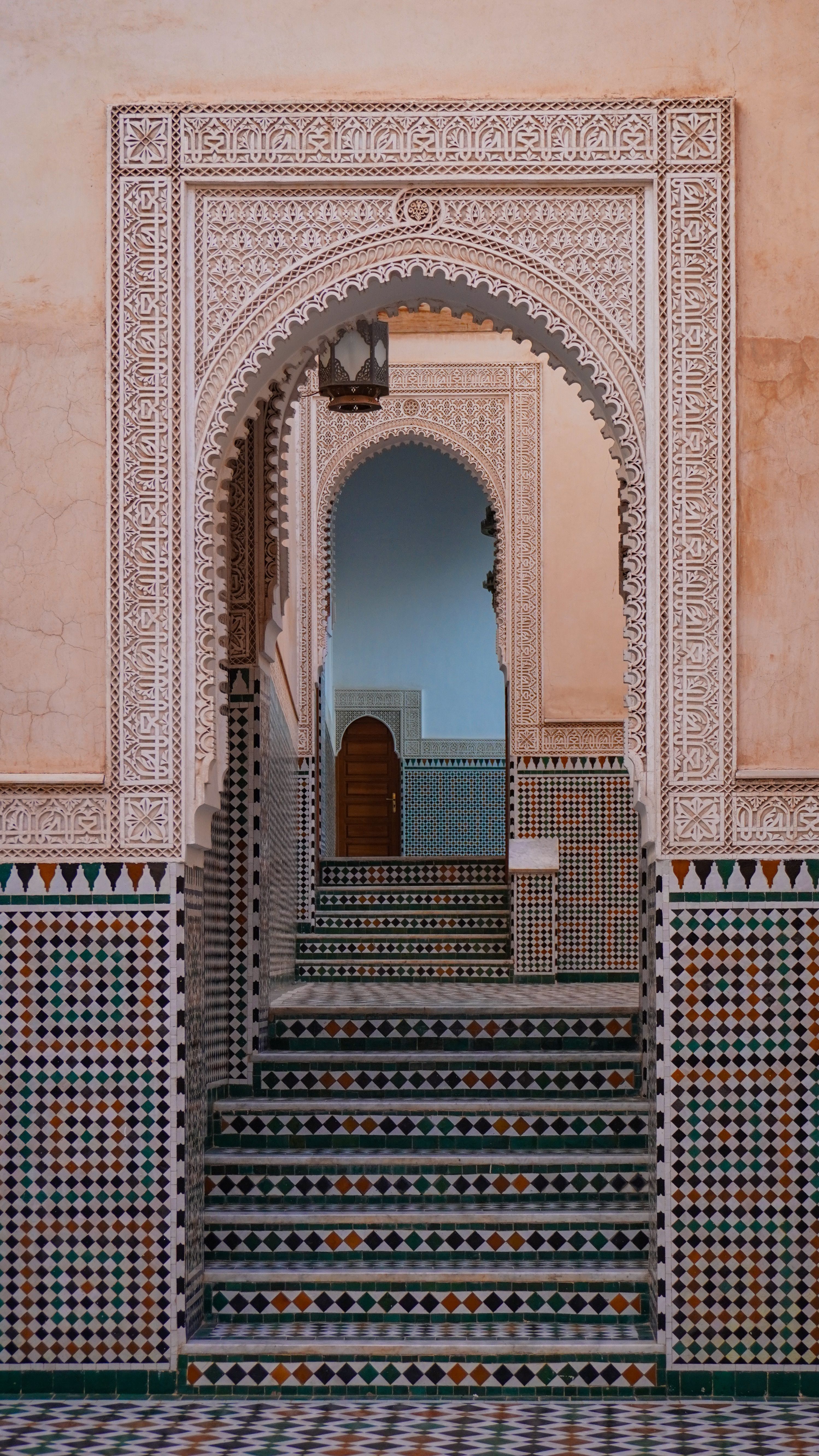 2997x5328 Stunning Moroccan Architectural Archway in Meknes · Free