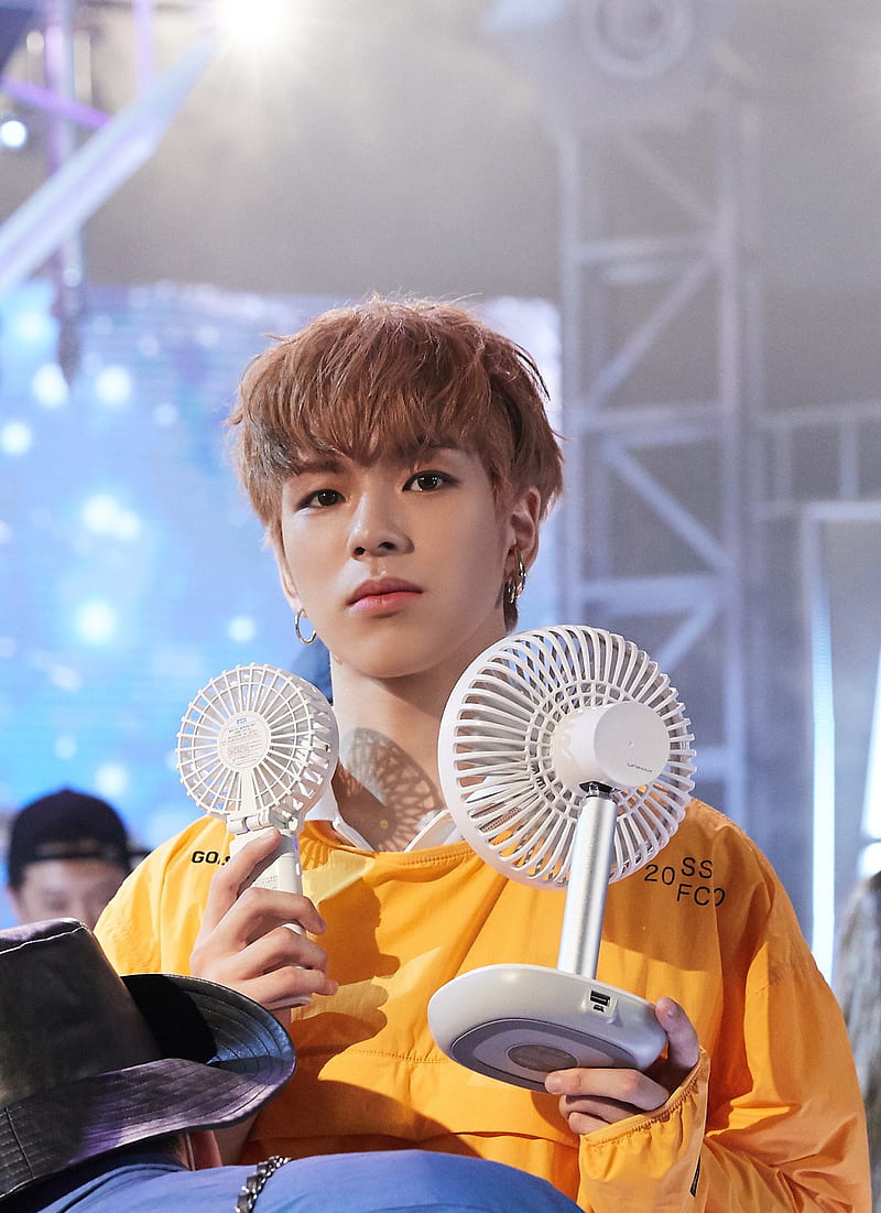 800x1101 HD yoon jaehyuk wallpaper