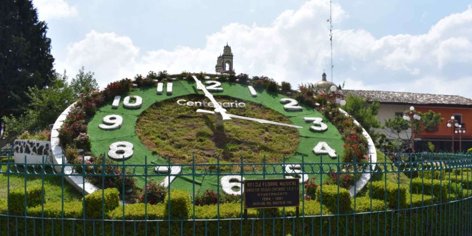 1585x792 Flower Clock, Zacatlán, Zacatlán Tickets & Tours