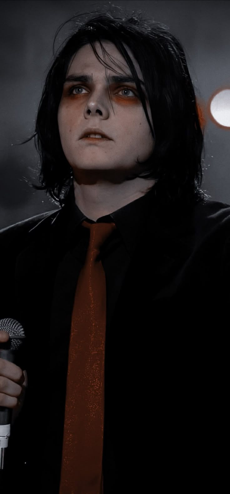 736x1577 Gerard way my chemical romance aesthetic wallpaper