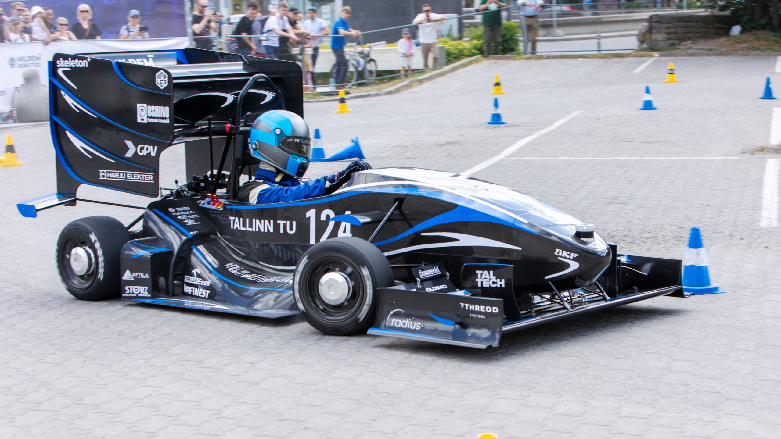 2560x1440 Estonian student racing team crowned the world's best