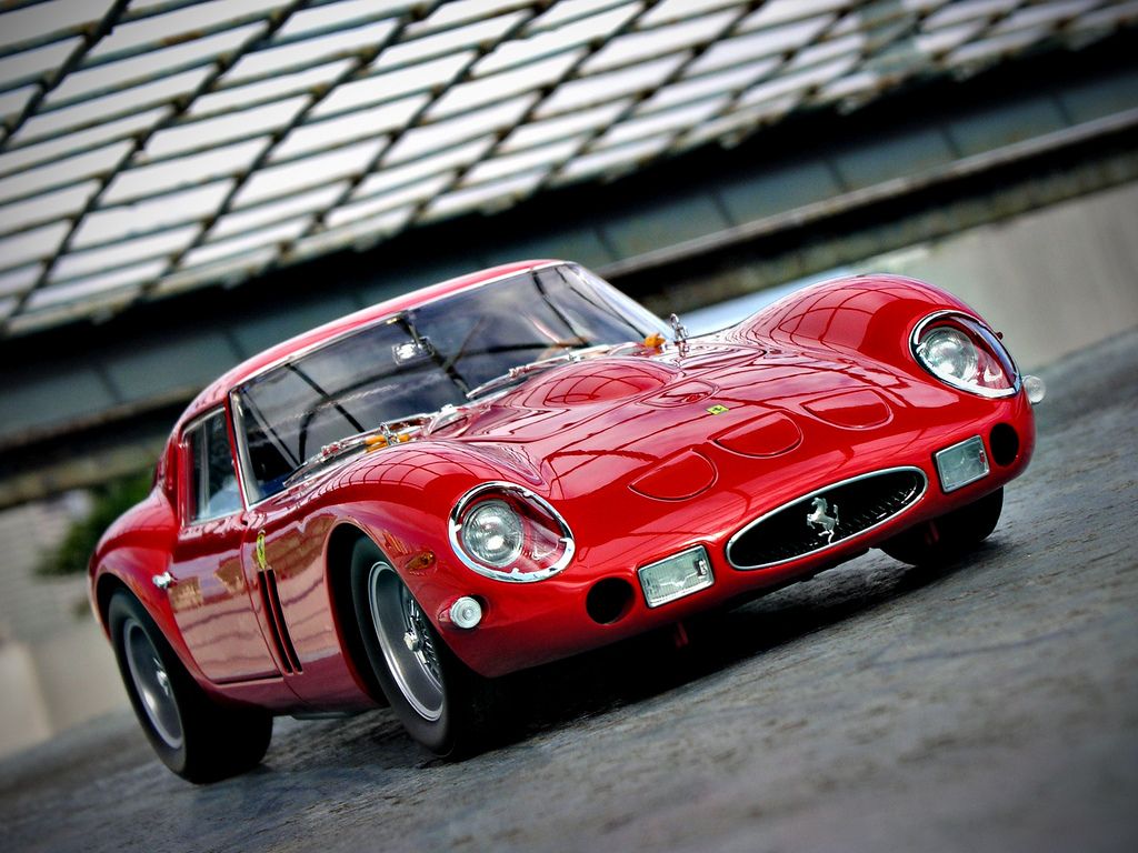 1024x768 Ferrari 250 GTO Wallpaper