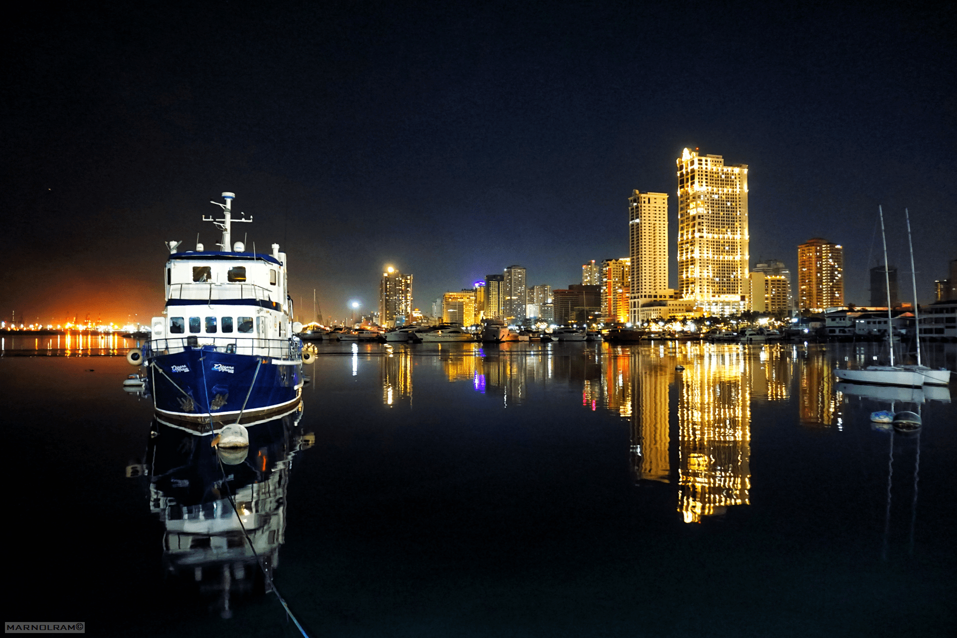 1920x1280 A Walk Through of Manila Bay's Sunset and Night Scene