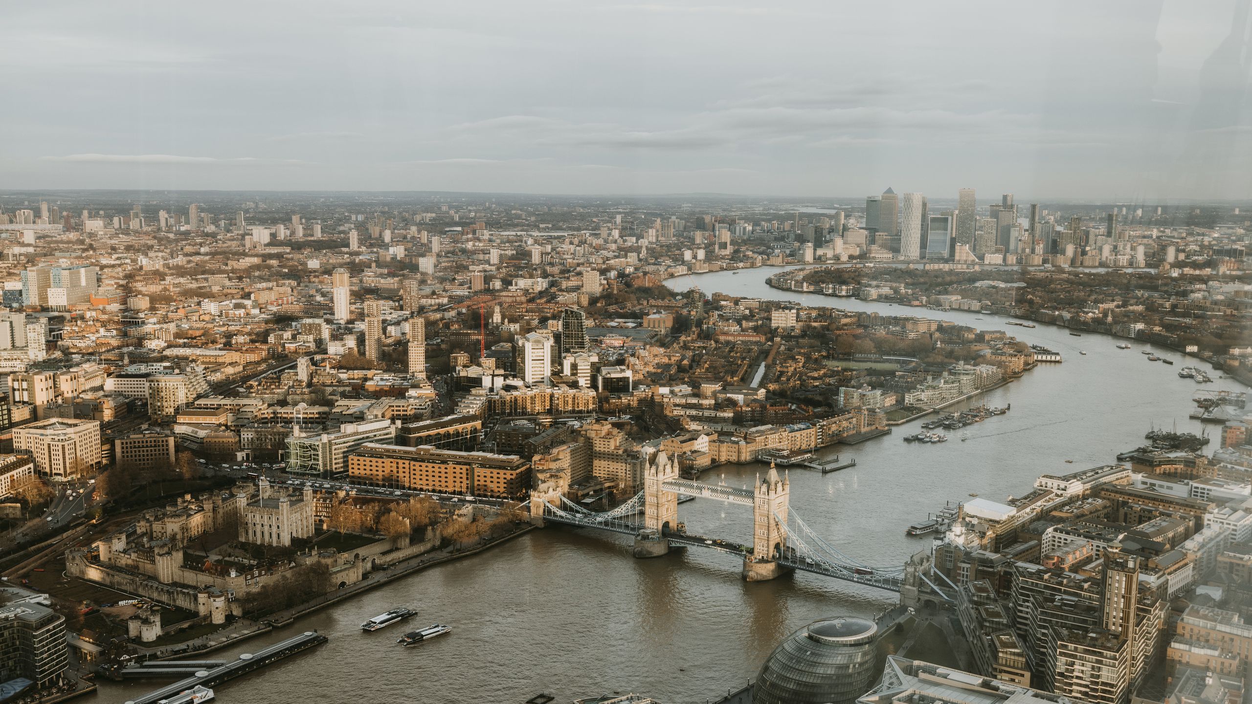 2560x1440 How to Plan a Great British Getaway, According to Three Travel Photgraphers. Condé Nast Traveler