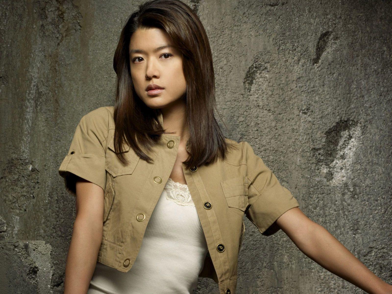 1600x1200 Grace Park Wallpaper