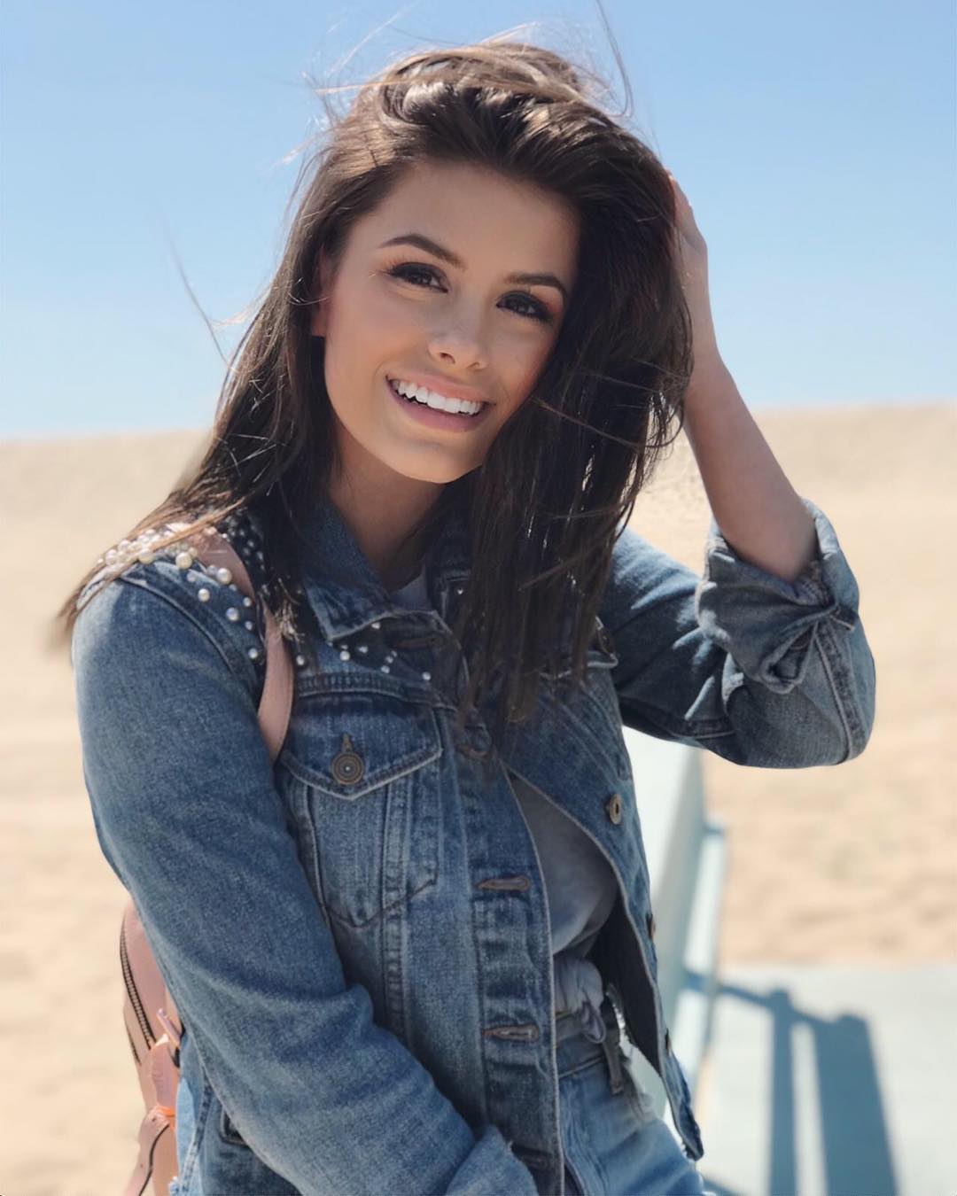 1080x1350 Madisyn Shipman Wallpaper