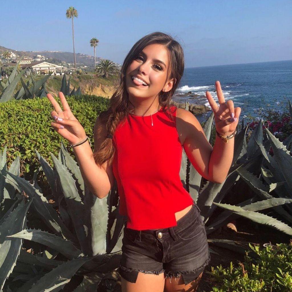 1024x1024 Madisyn Shipman Wallpaper