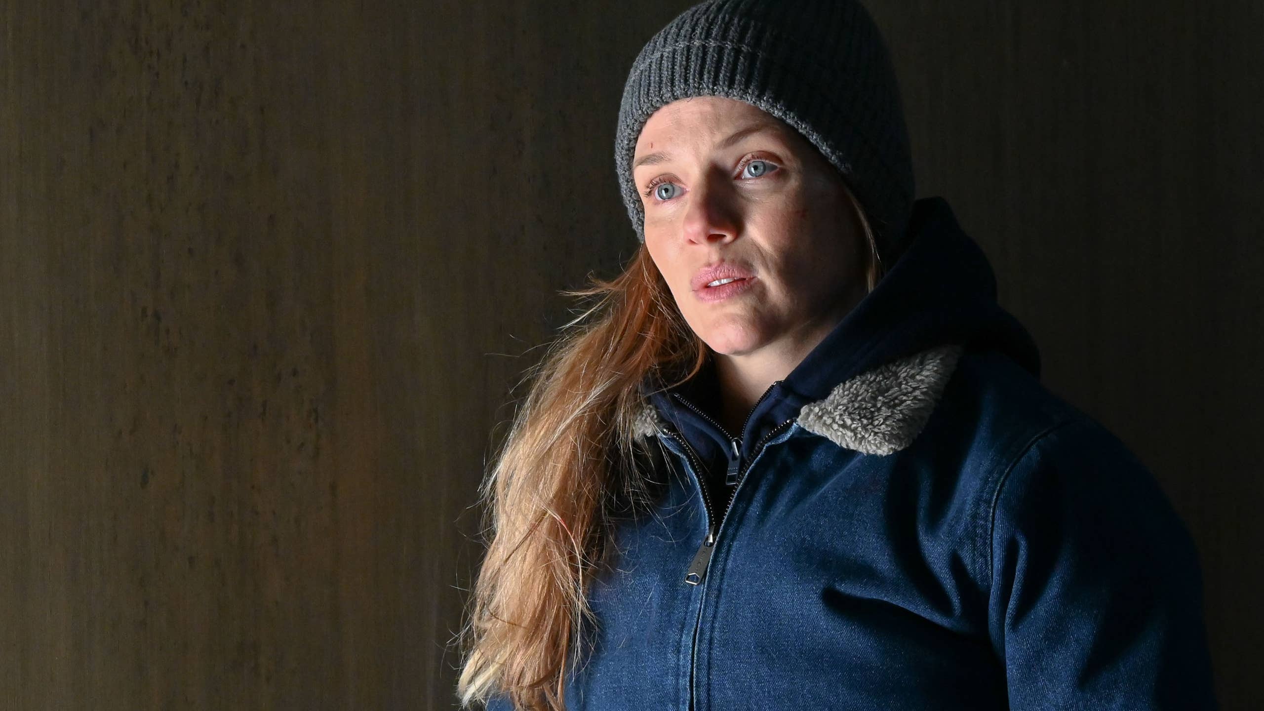 2560x1440 Tracy Spiridakos Shares Sneak Peek at 'Awesome New Role' Following 'Chicago P.D.' Departure