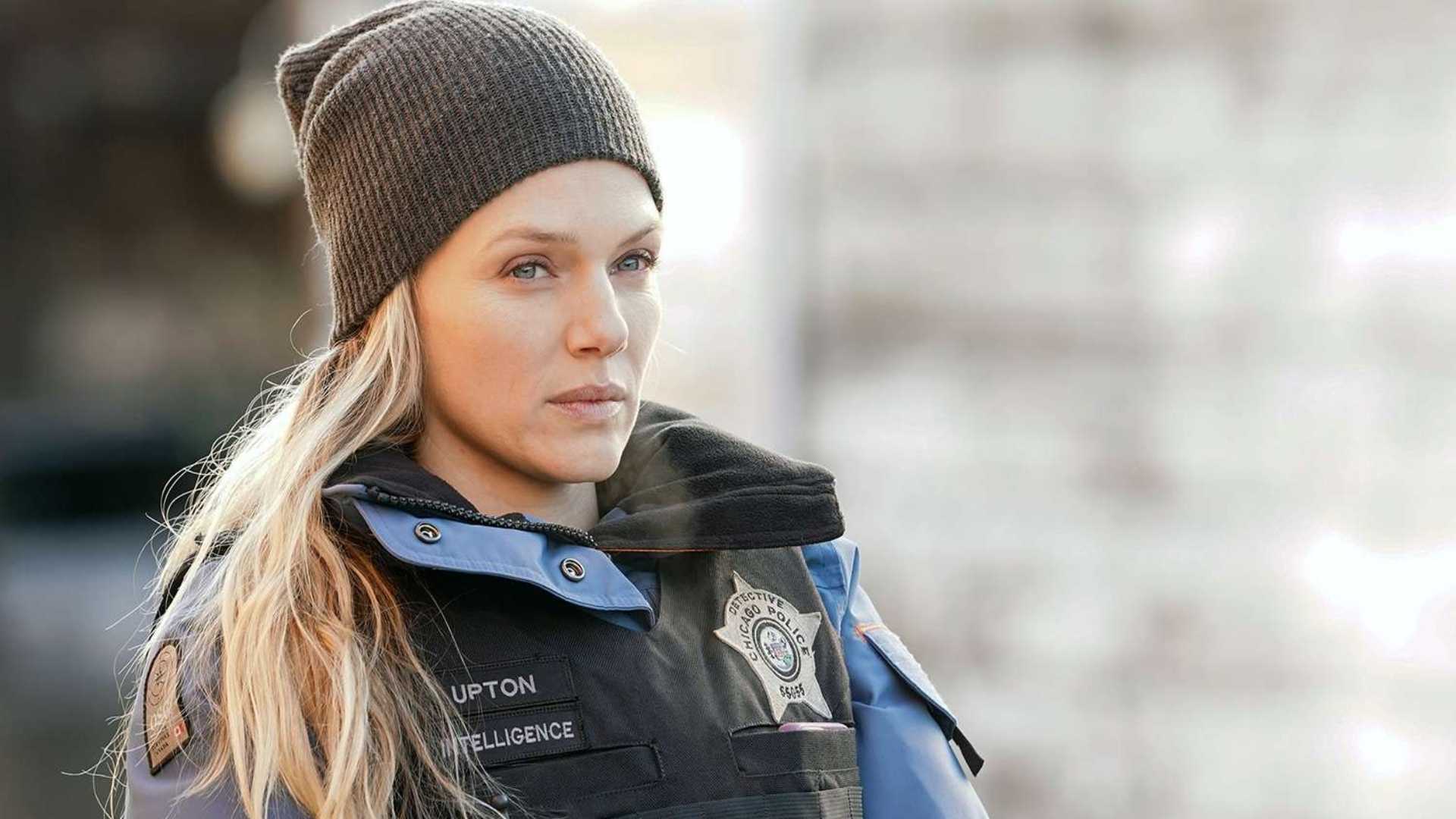 1920x1080 Why Tracy Spiridakos Left Chicago P.D. After Season 11
