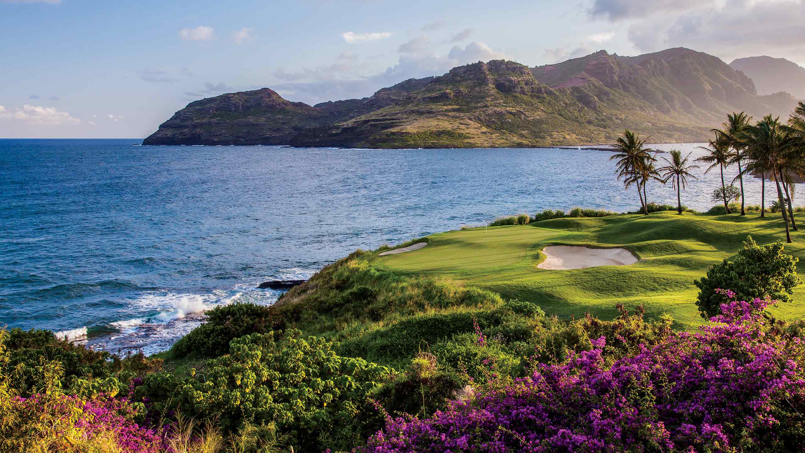 2560x1440 These 10 Jaw Dropping Hawaiian Courses Are On Best Kind Of Island Time