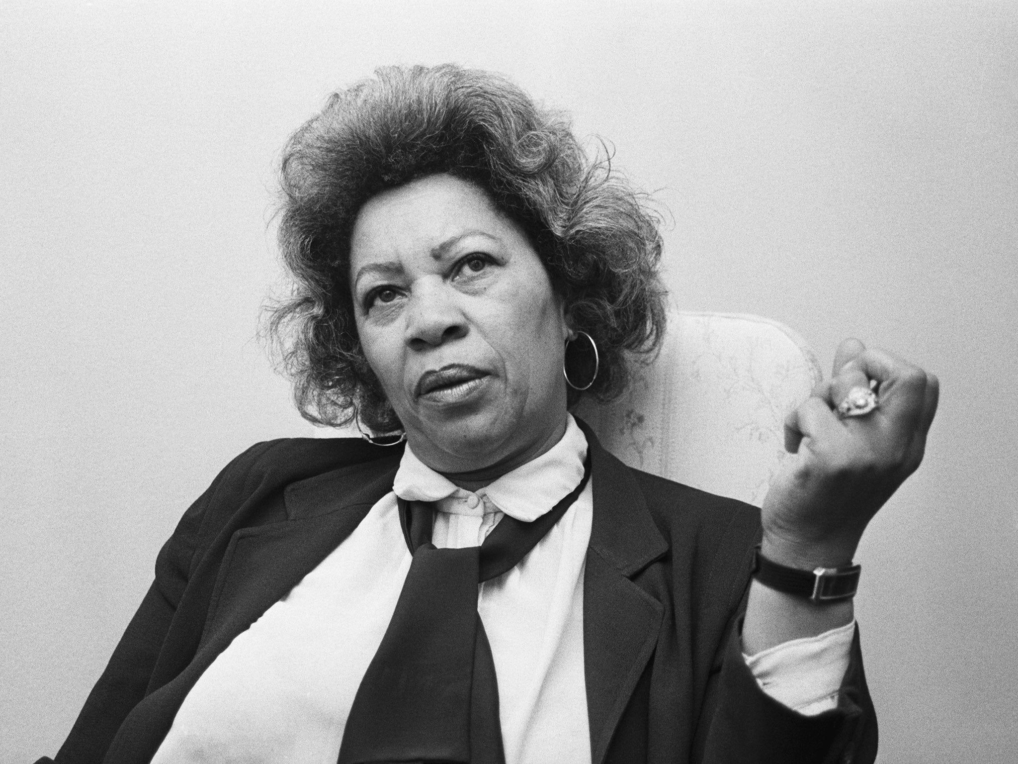 2048x1536 Toni Morrison: Nobel laureate who transformed American literature