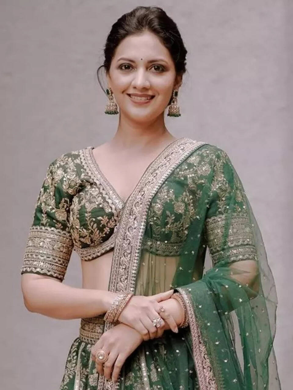 960x1280 Best traditional outfits of Tejashri Pradhan. Times of India