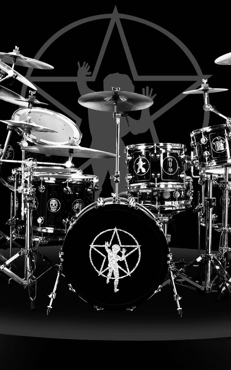 736x1177 Neil Peart's Iconic Drum Set. Drum wallpaper iphone, Drumset wallpaper, Drum set with band logo