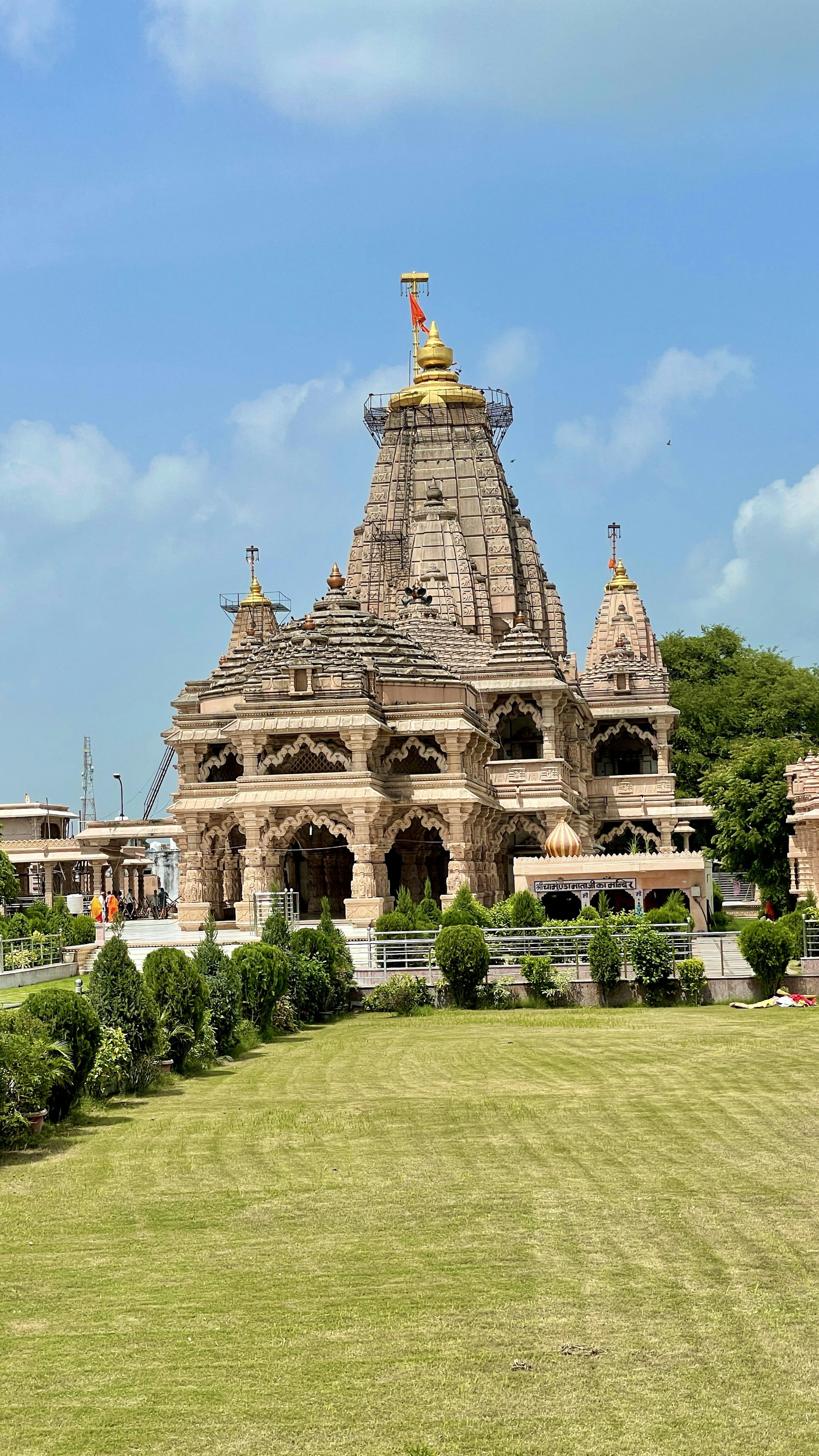 3000x5333 Sanwariya Seth Picture. Download Free Image