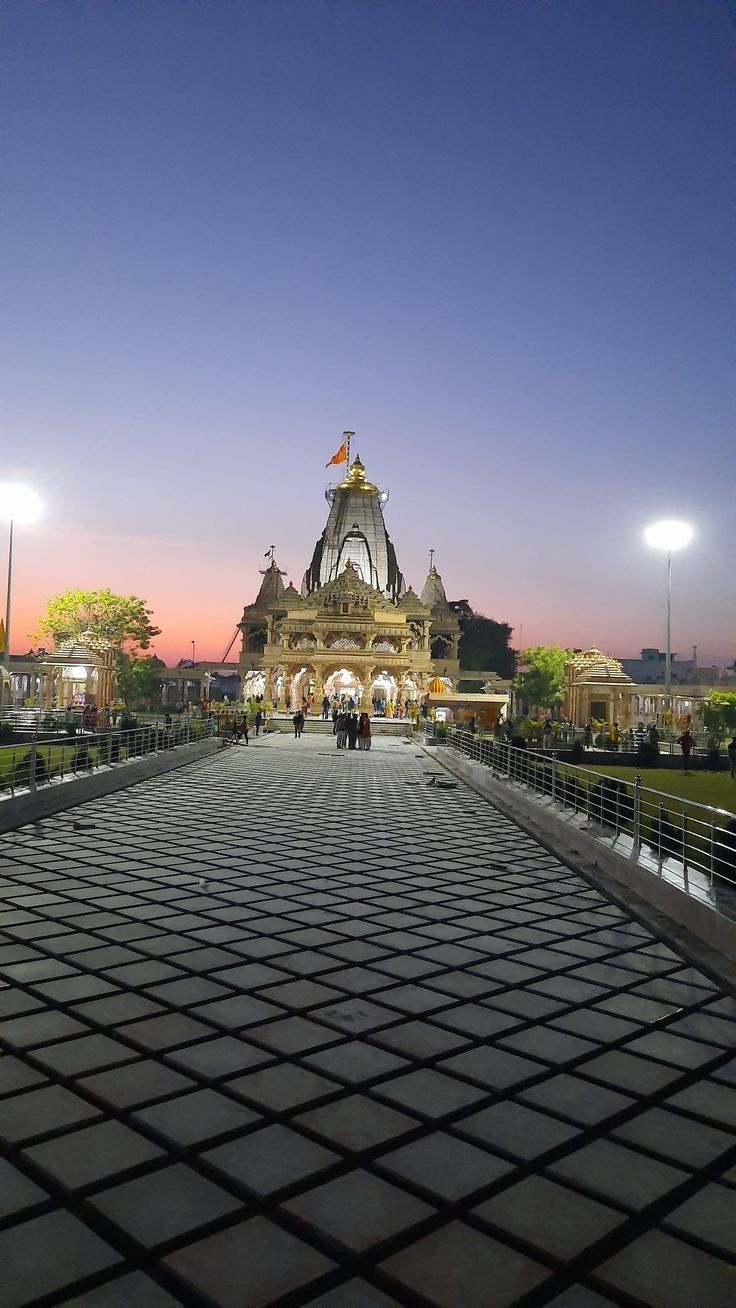 736x1308 Sawariya seth ji