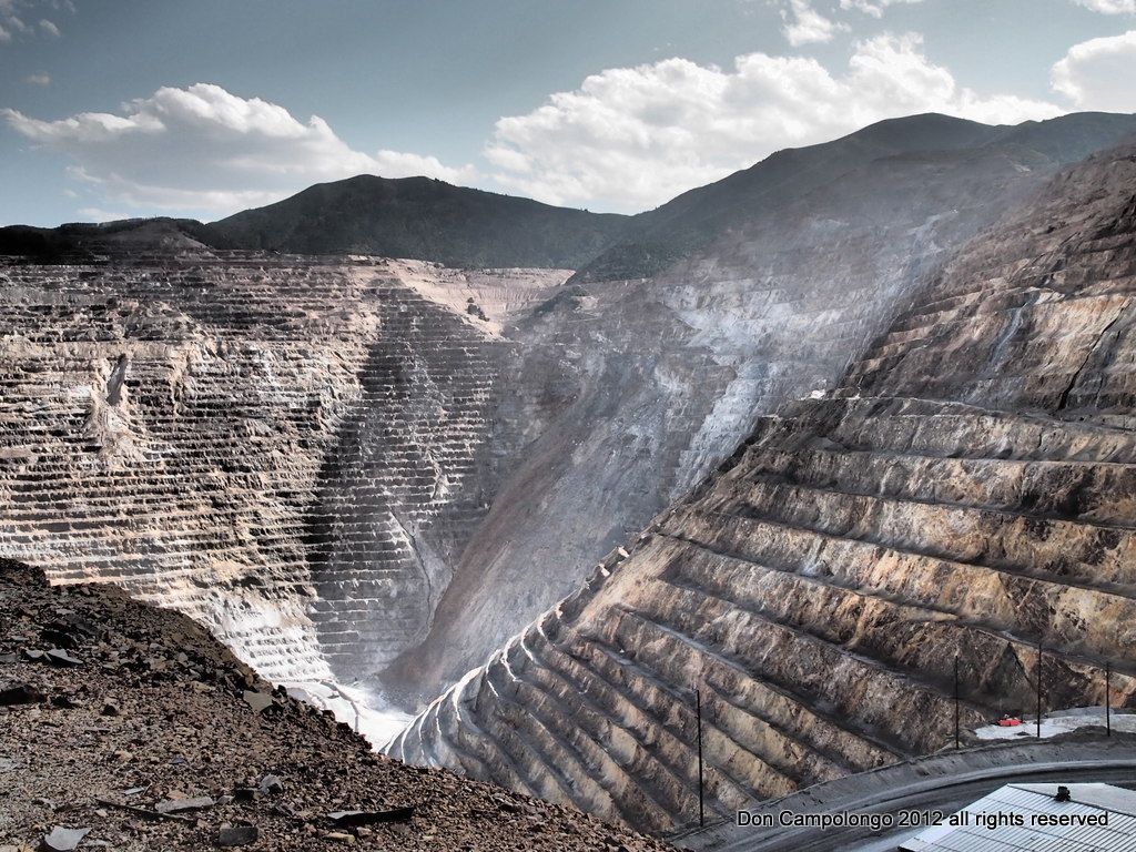 1024x768 Bingham Canyon Kennecott Open Pit Copper Mine. Accordin