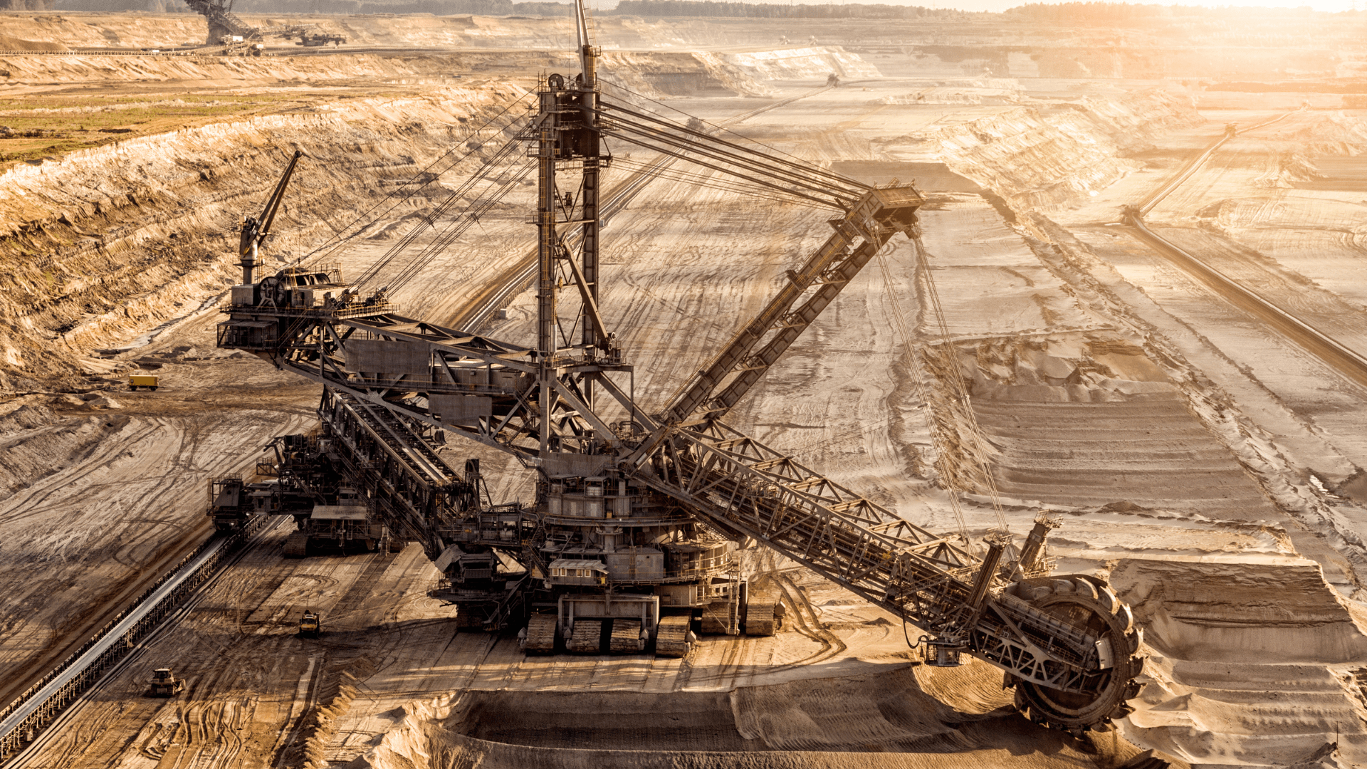1920x1080 Real Time Mine Safety & Equipment Tracking