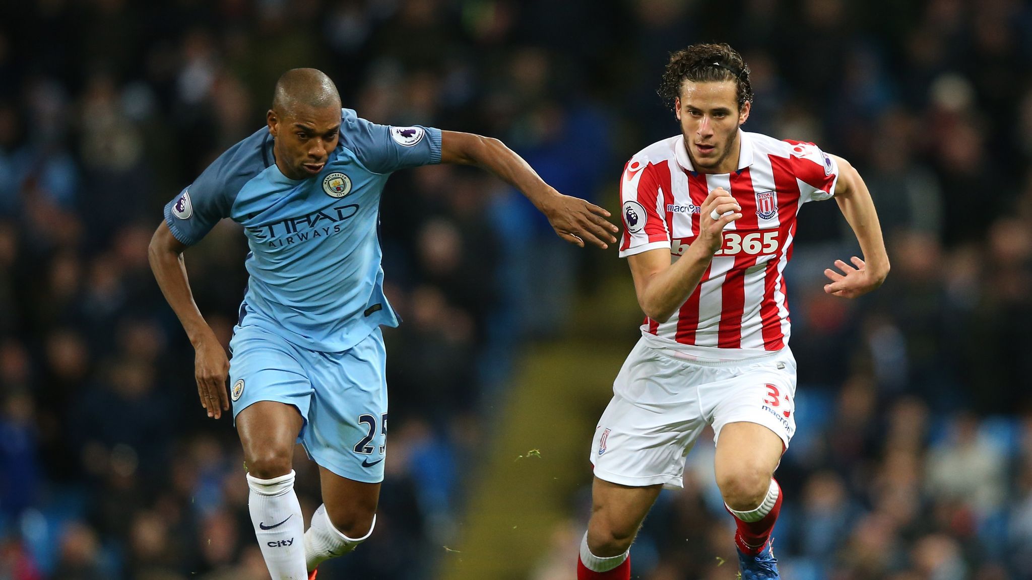 2048x1152 Ramadan Sobhi Signs New Five Year Stoke City Contract