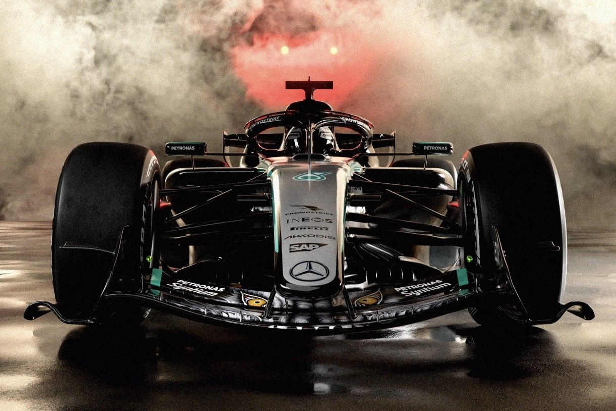 1221x814 Mercedes unleashes the beast with a stunning livery in Japan