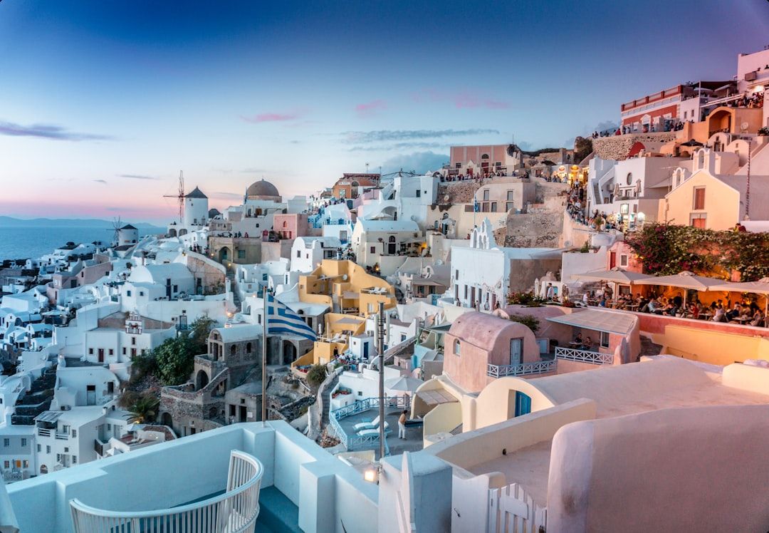 1080x748 Mesmerizing Views of Oia, Santorini