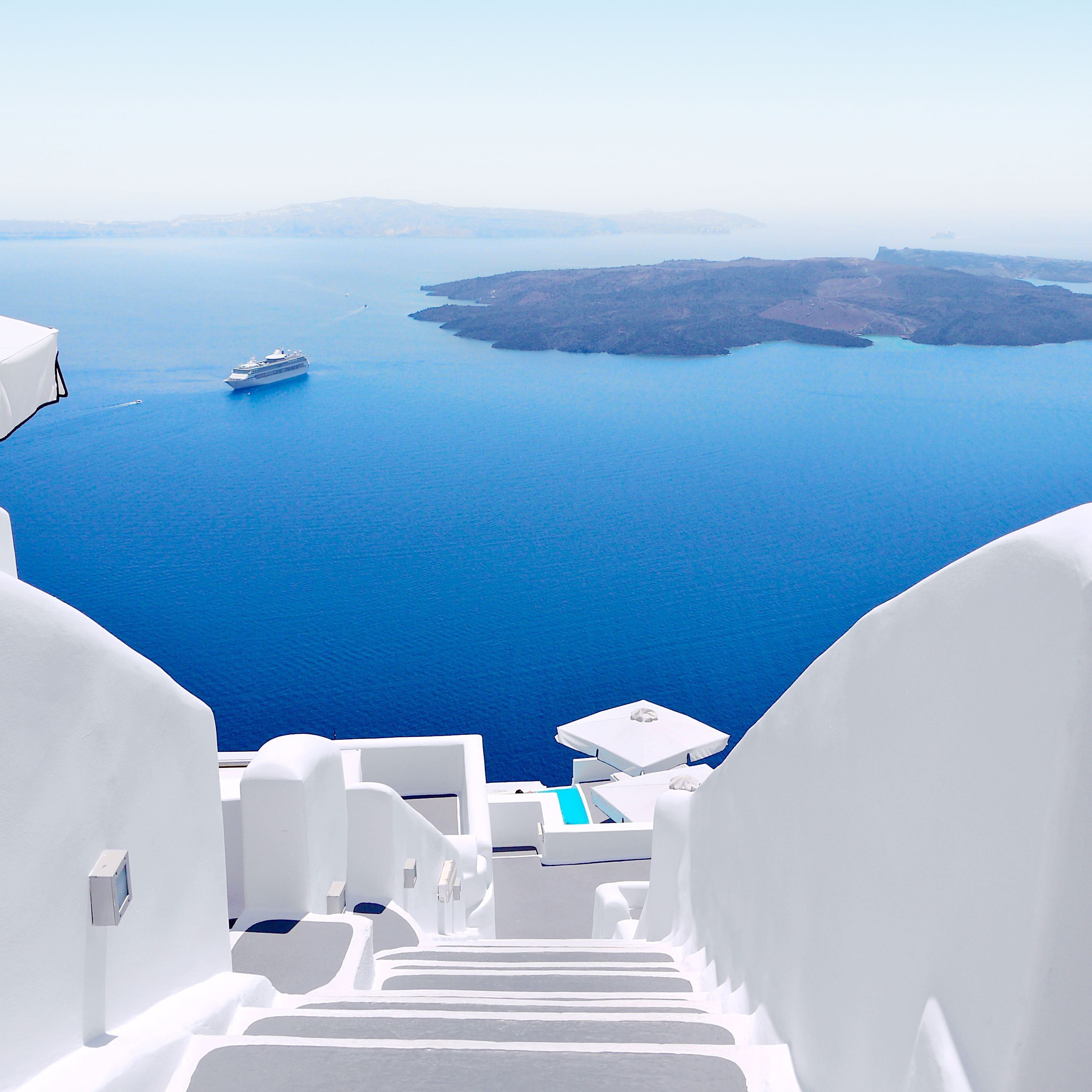 2644x2644 best things to do in Santorini on your next trip